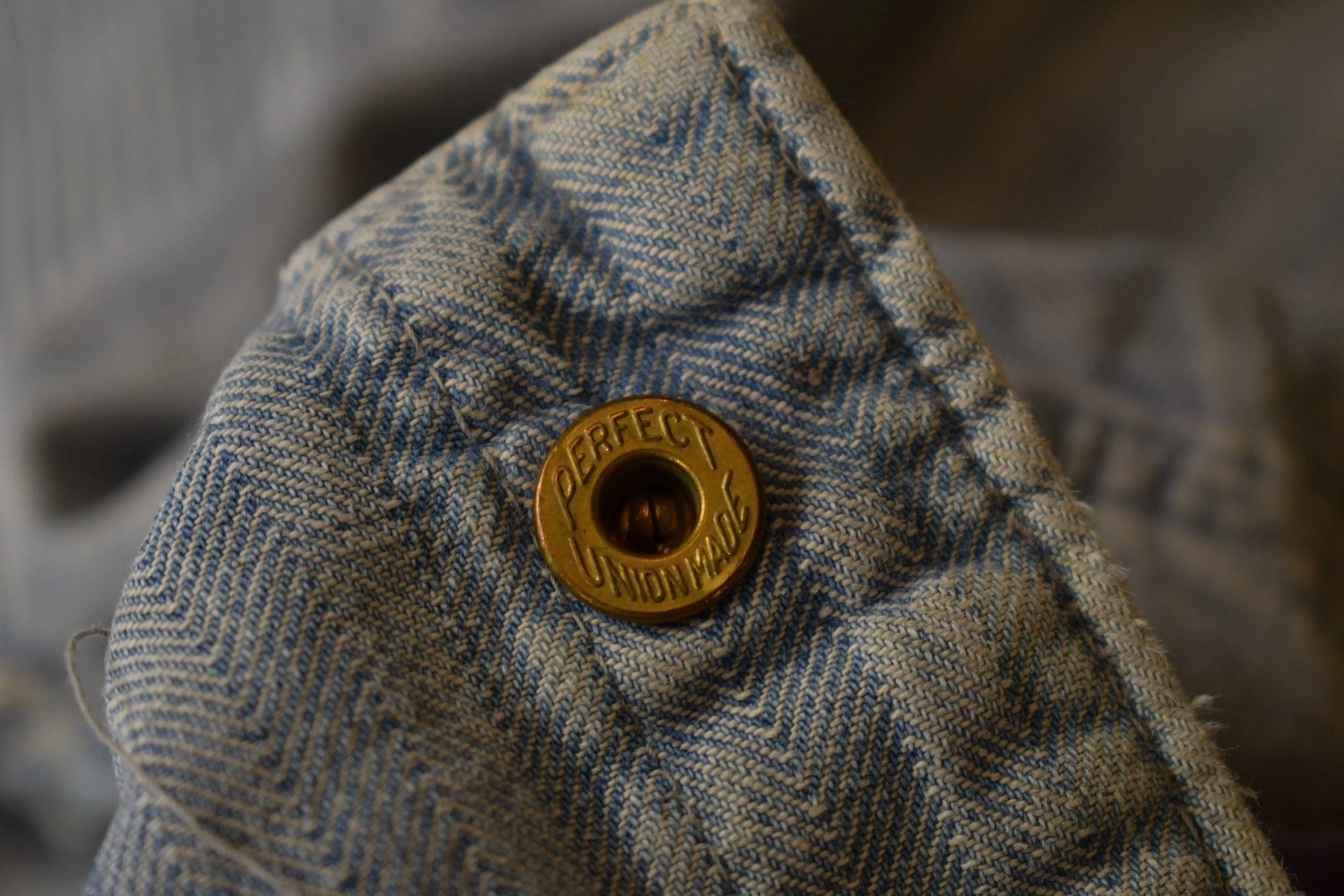 Vintage 1930s Perfect Union Made Distressed Denim Button Down Jumpsuit Men's 38 x 28 - Image 9