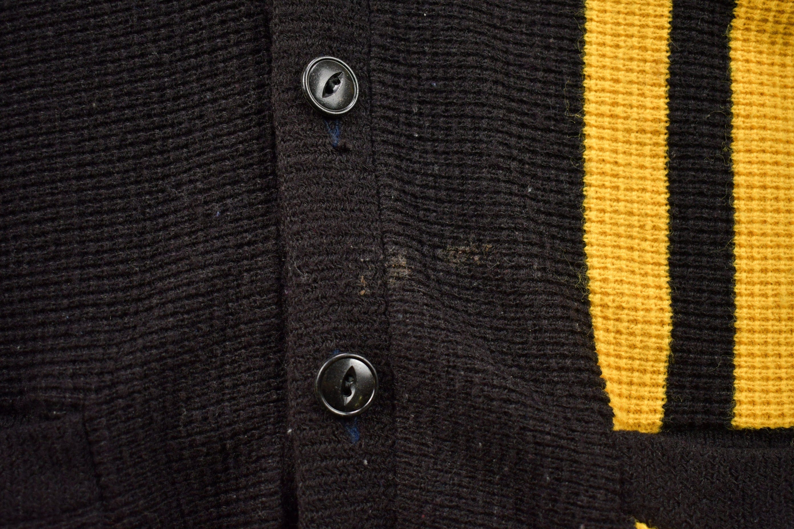 Vintage 1950s Vertical Yellow Racing Stripe Knitted Cardigan Sweater Men's S - Image 3