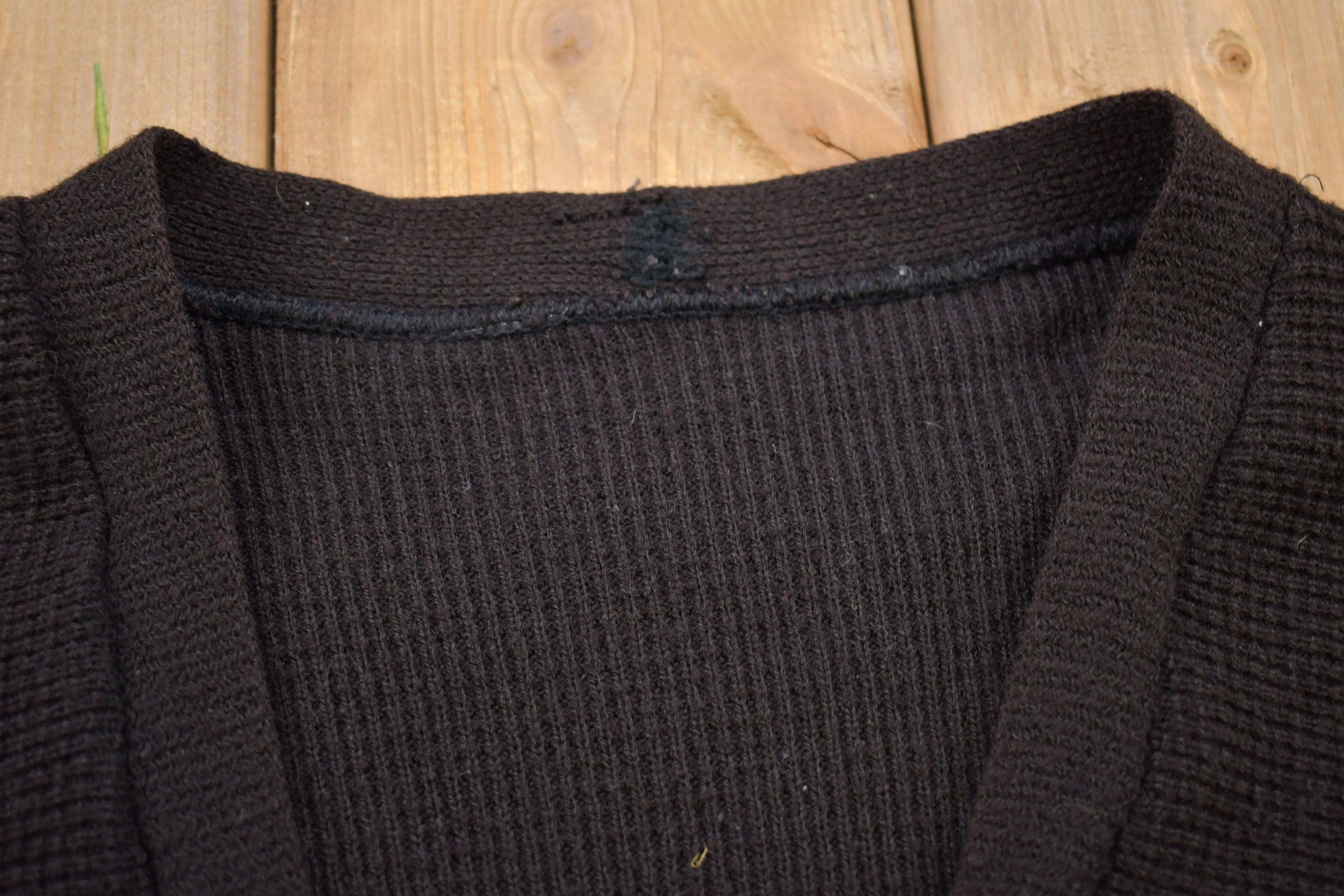 Vintage 1950s Vertical Yellow Racing Stripe Knitted Cardigan Sweater Men's S - Image 4