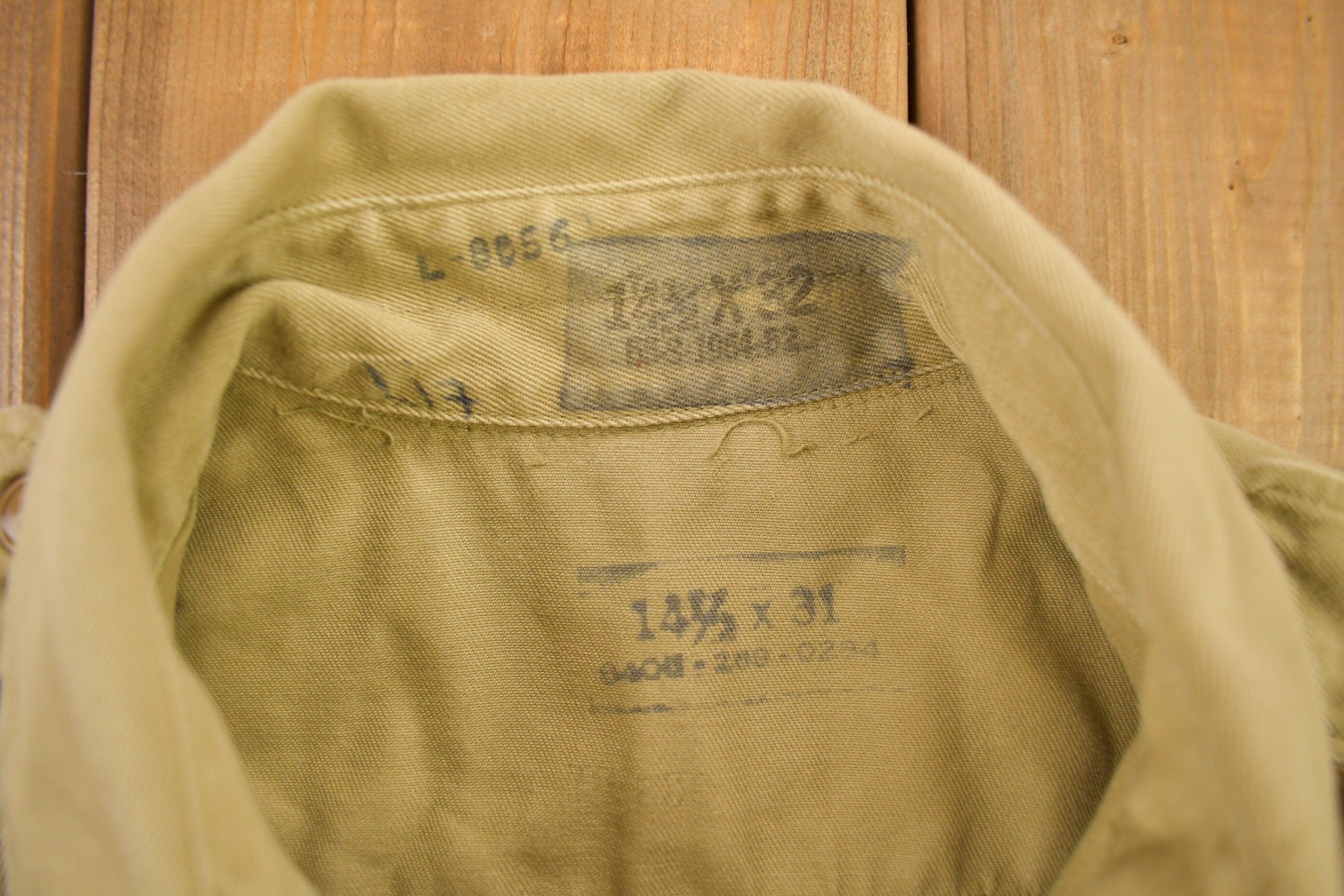 Vintage 1952 Military Khaki-1 Stand-Up Collar Button Up Shirt Men's Large - Image 4