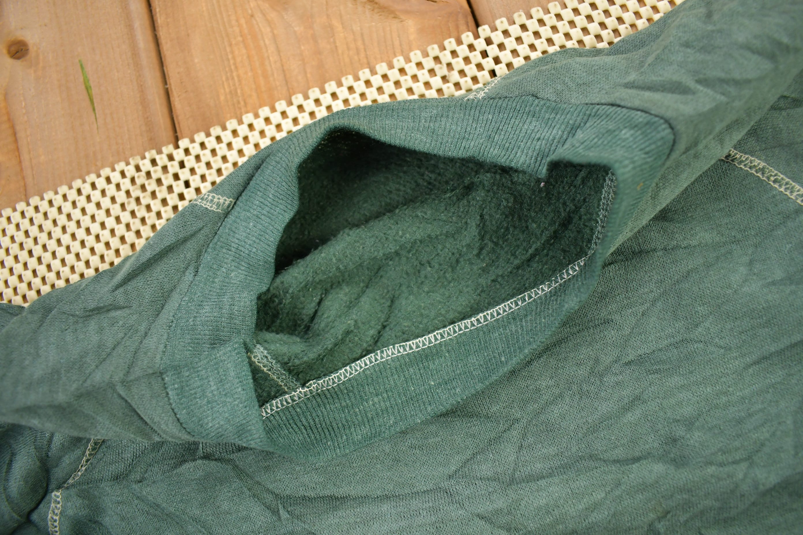 Vintage 1960s Blank Faded Forest Green Crewneck Sweatshirt Men's XS - Image 8