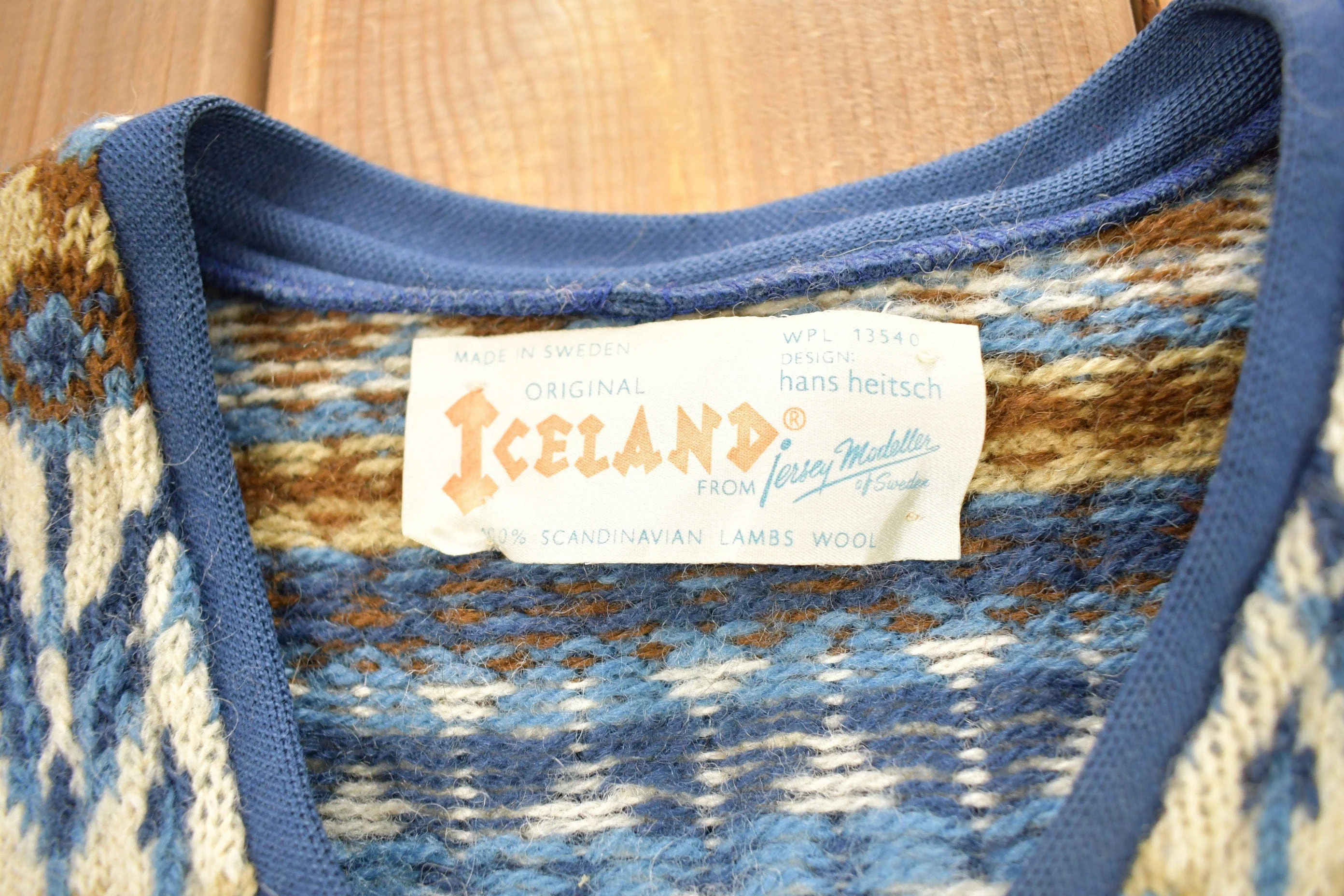 Vintage 1960s Icelandic Hand Knit Sweater Women's S - Image 4
