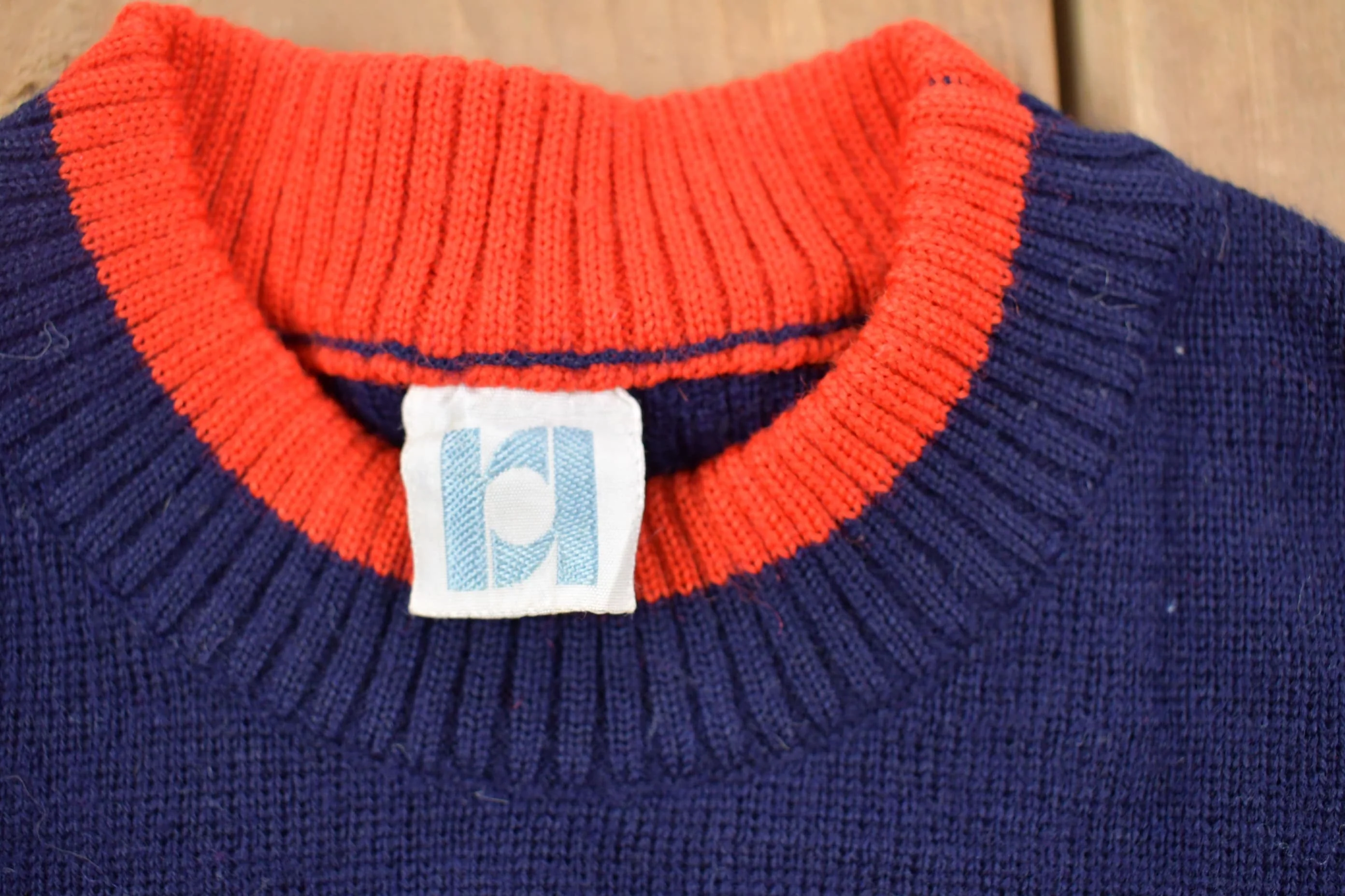 Vintage 1960s Youth Sized Knitted Sweater Youth XS - Image 3