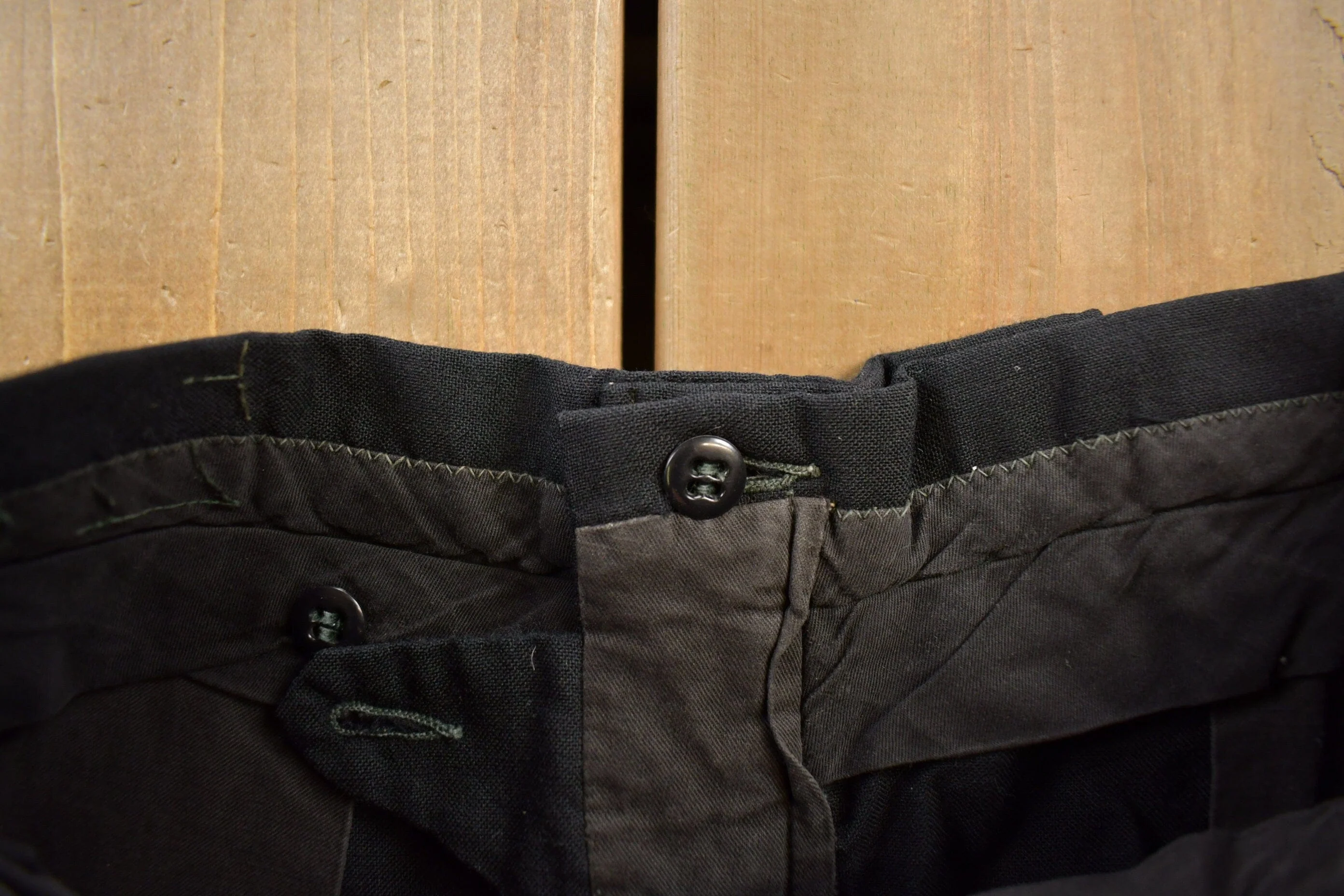 Vintage 1970s Black Wool Trousers Size 26x27 - Image 5