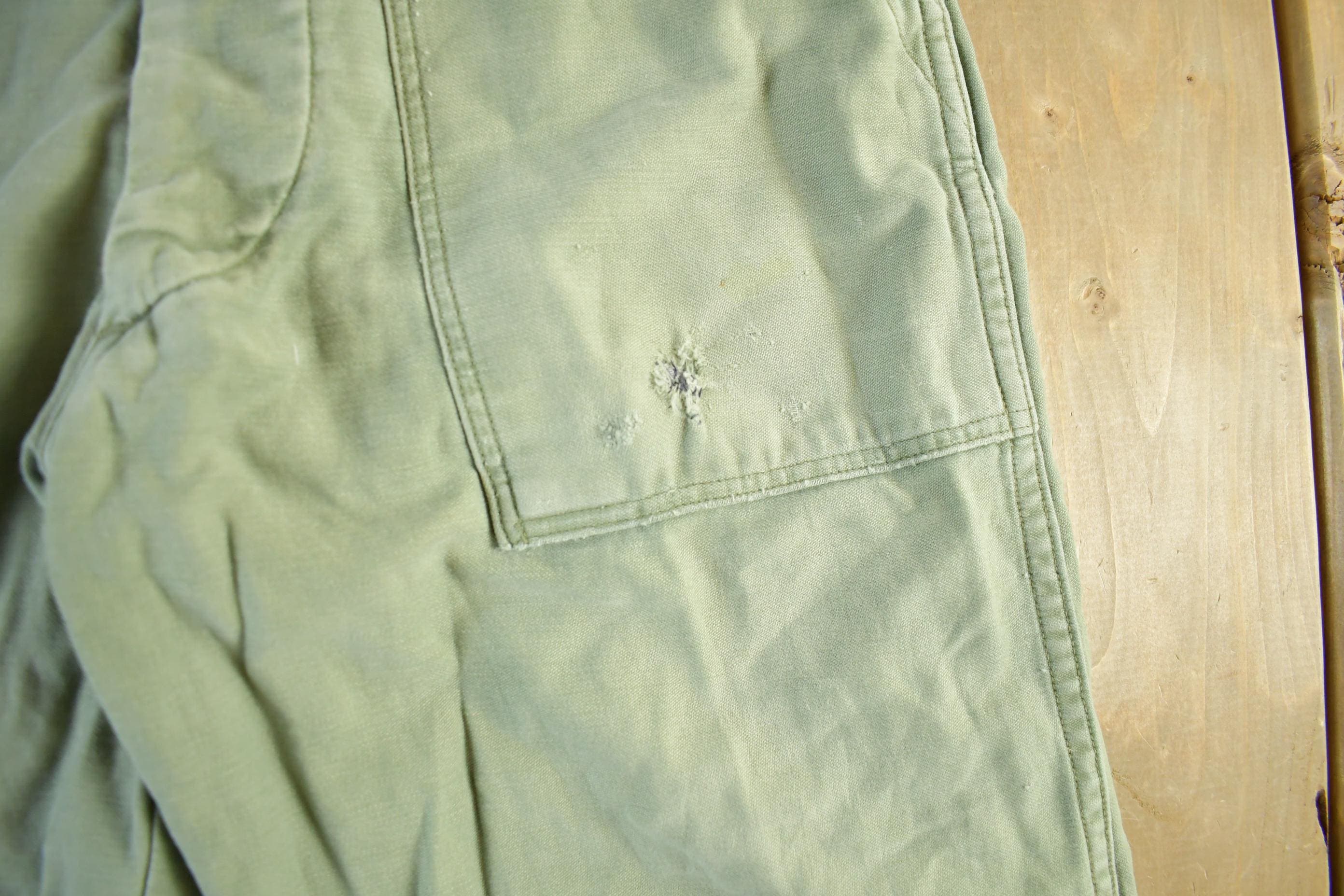 Vintage 1970s Military OG-107 Sateen Fatigue Pants Men's Small 28 x 32 - Image 4