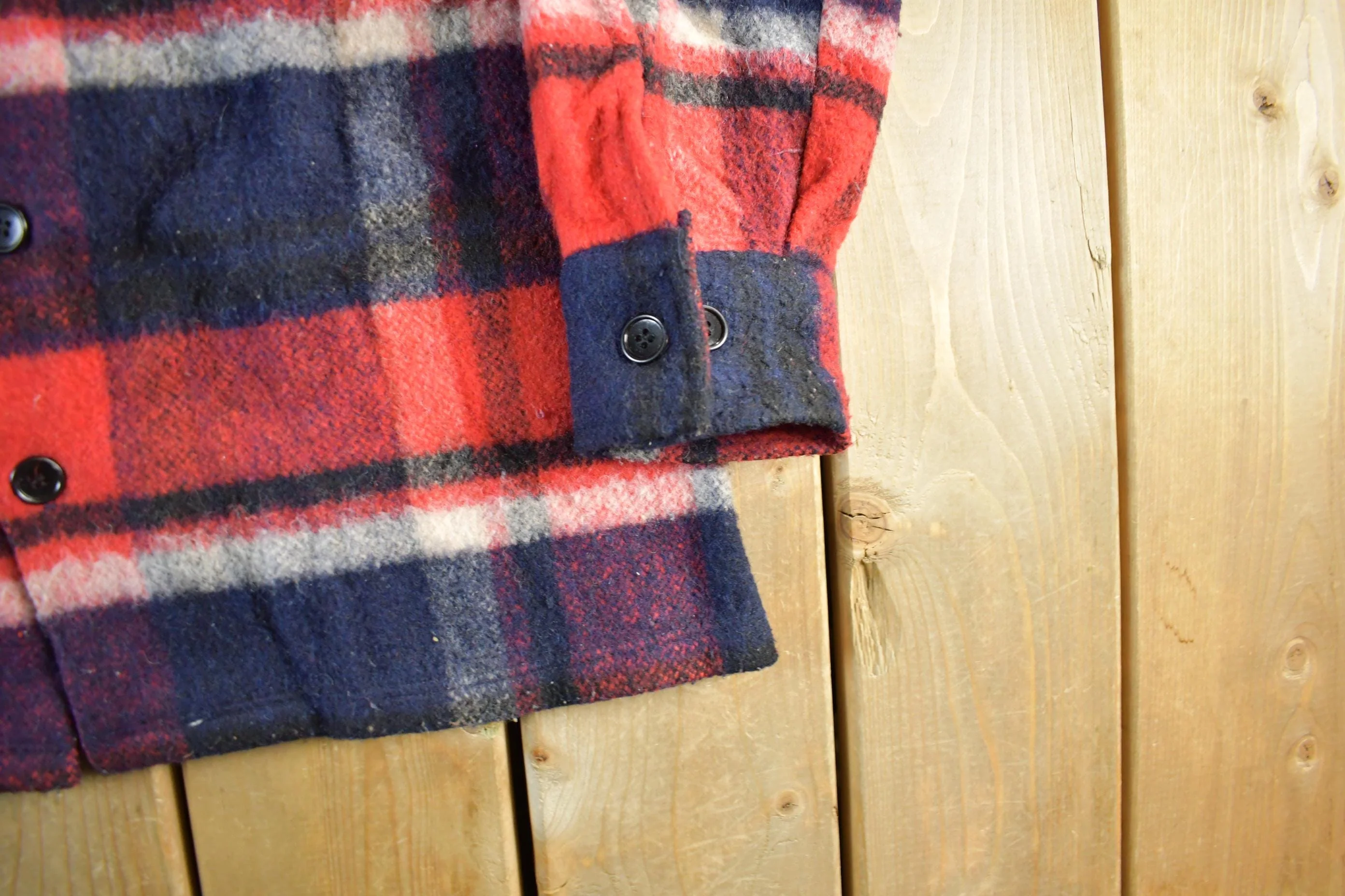 Vintage 1970s Wool Flannel Shirt Jacket Men's M-L / Shacket True Vintage / 70s Plaid Outdoors / Flannel Jacket / Button Up - Image 3