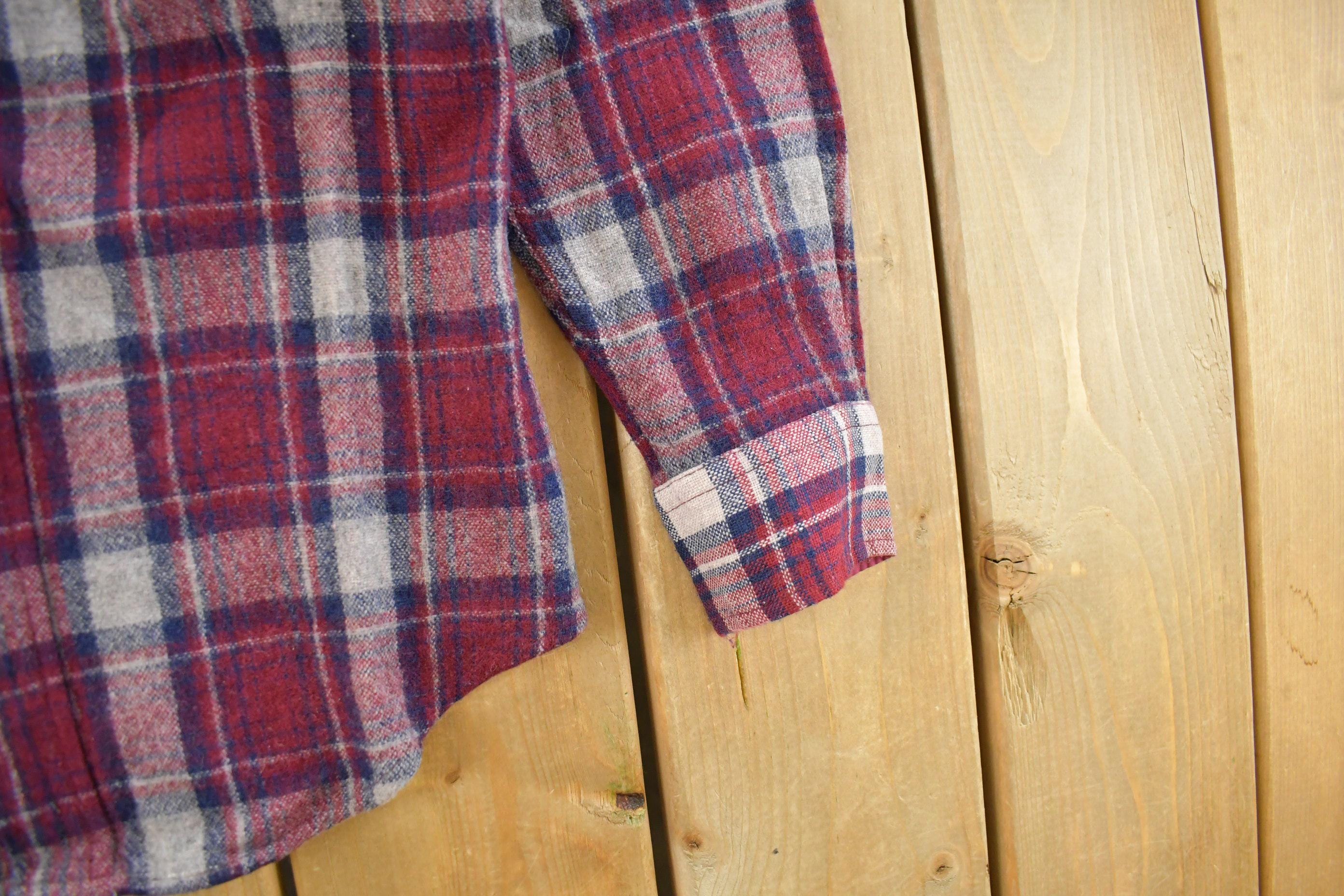 Vintage 1980s Allen Wickfield Plaid Wool Flannel Button Up Shirt Men's Small - Image 3