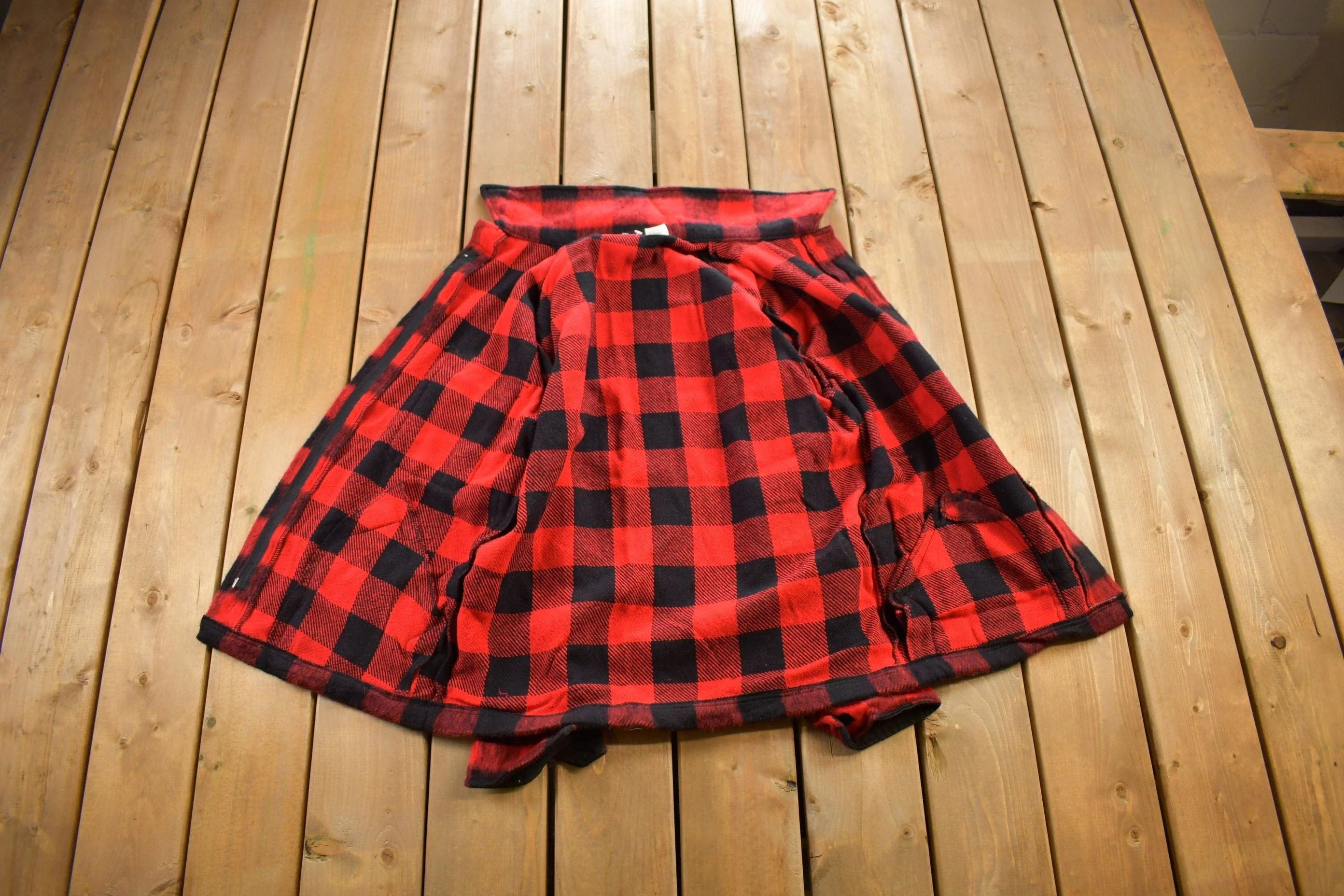 Vintage 1980s Buffalo Plaid Wool Button Up Shirt Men's Medium - Image 3