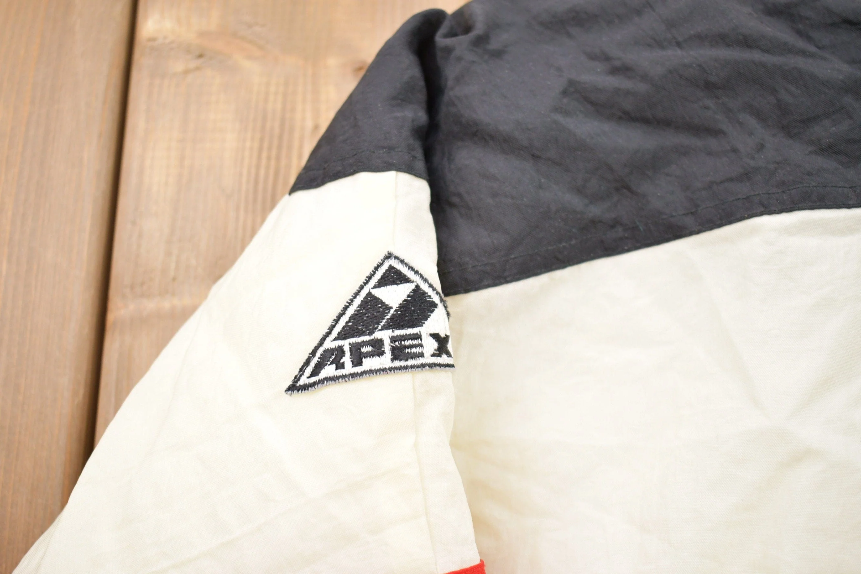 Vintage 1980s Chicago Bulls NBA Apex One Full Zip Puffer Jacket Men's XL - Image 4