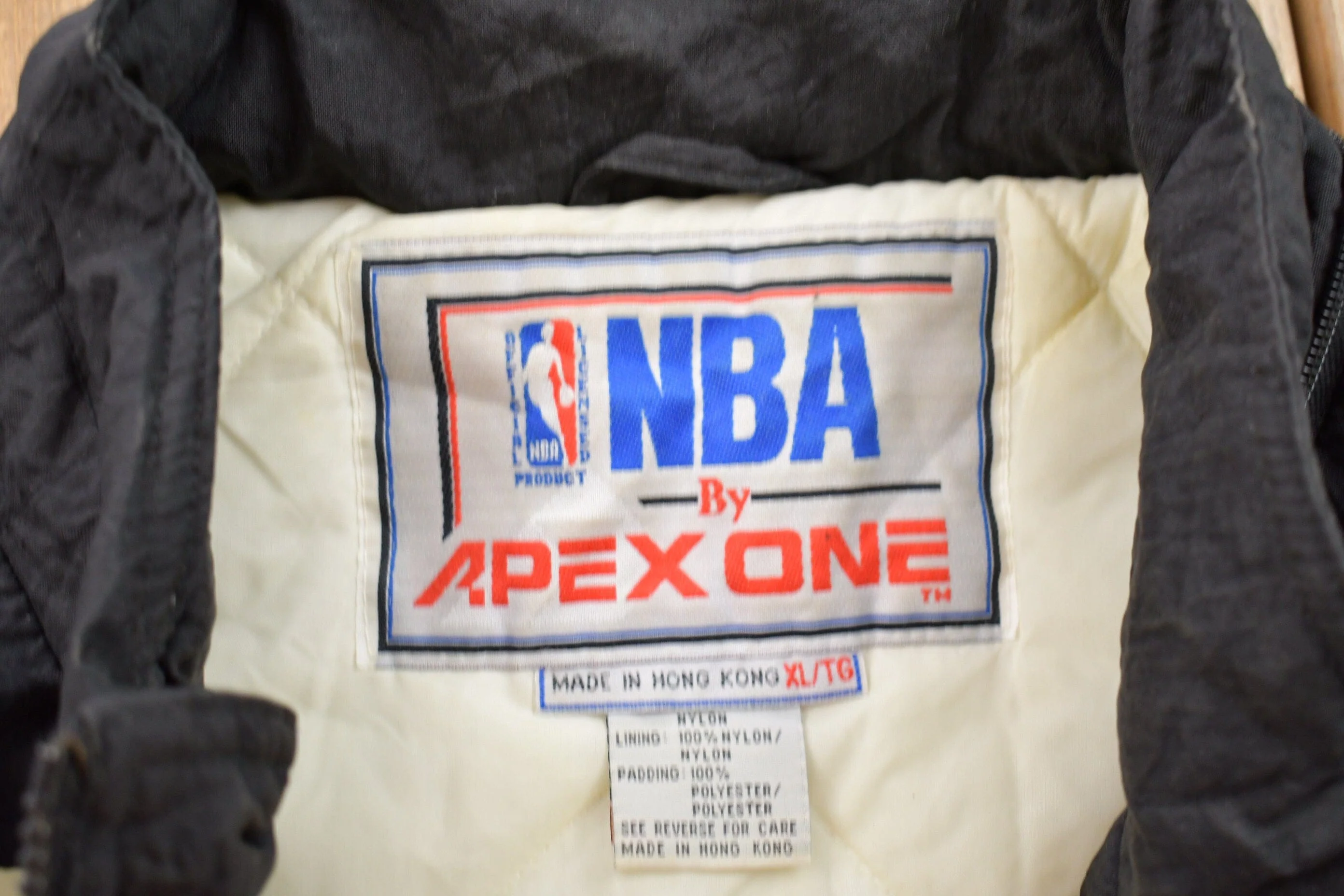 Vintage 1980s Chicago Bulls NBA Apex One Full Zip Puffer Jacket Men's XL - Image 5
