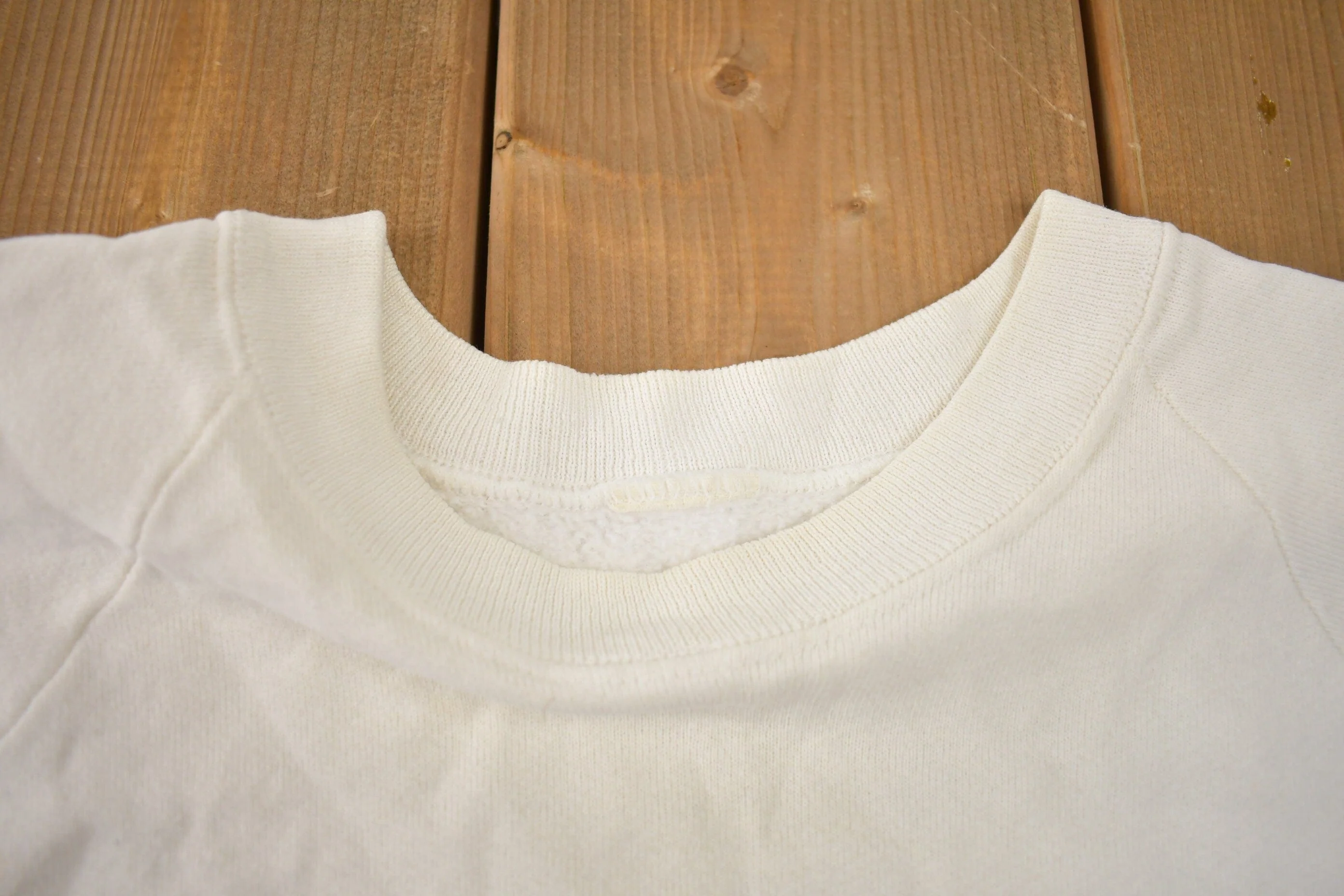 Vintage 1980s East Hampton Crewneck Men's Small - Image 5