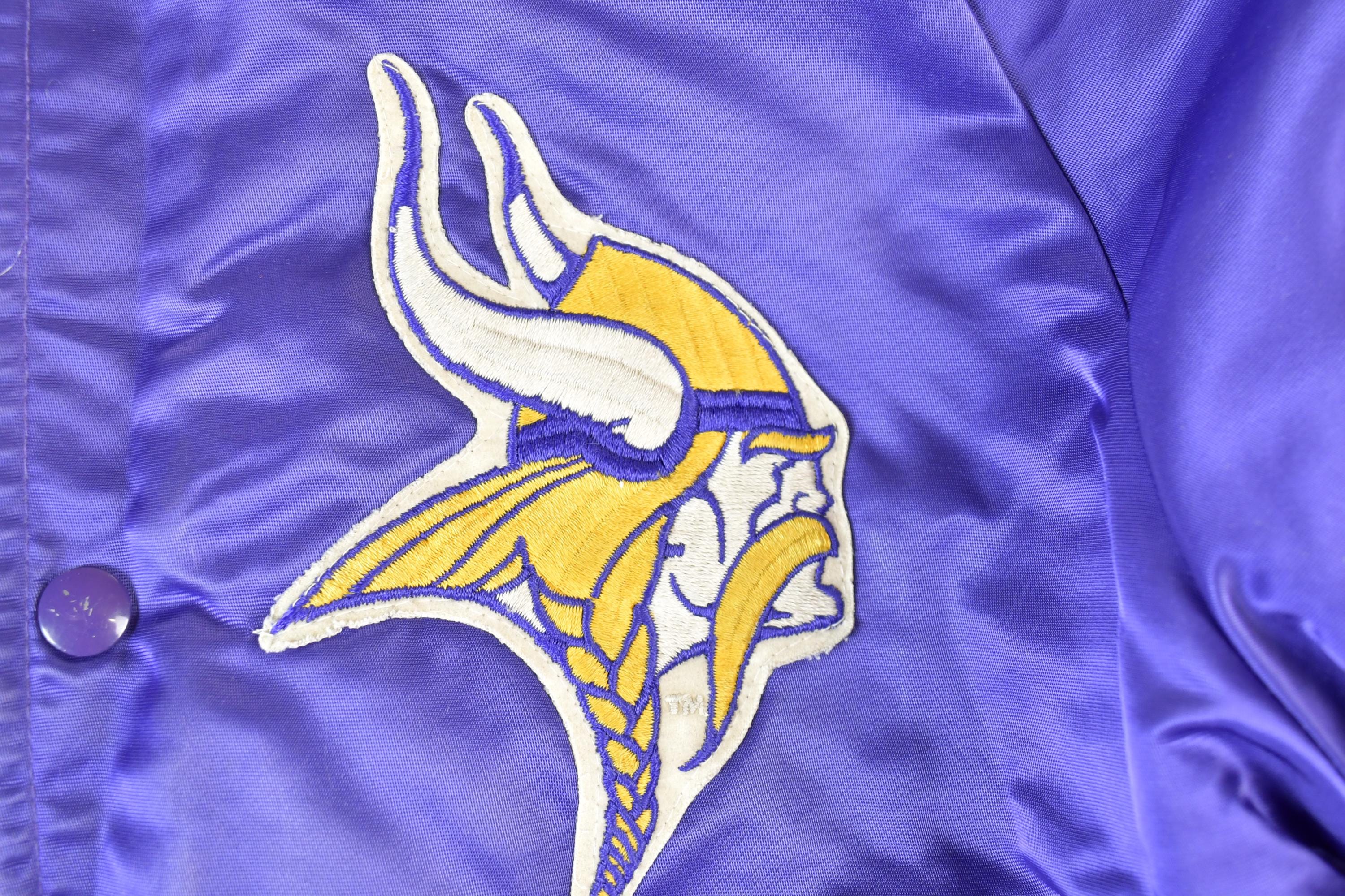 Vintage 1980s Minnesota Vikings Team NFL Football Chalk Line Satin Button Up Bomber Embroidered Puffer Jacket - Image 4