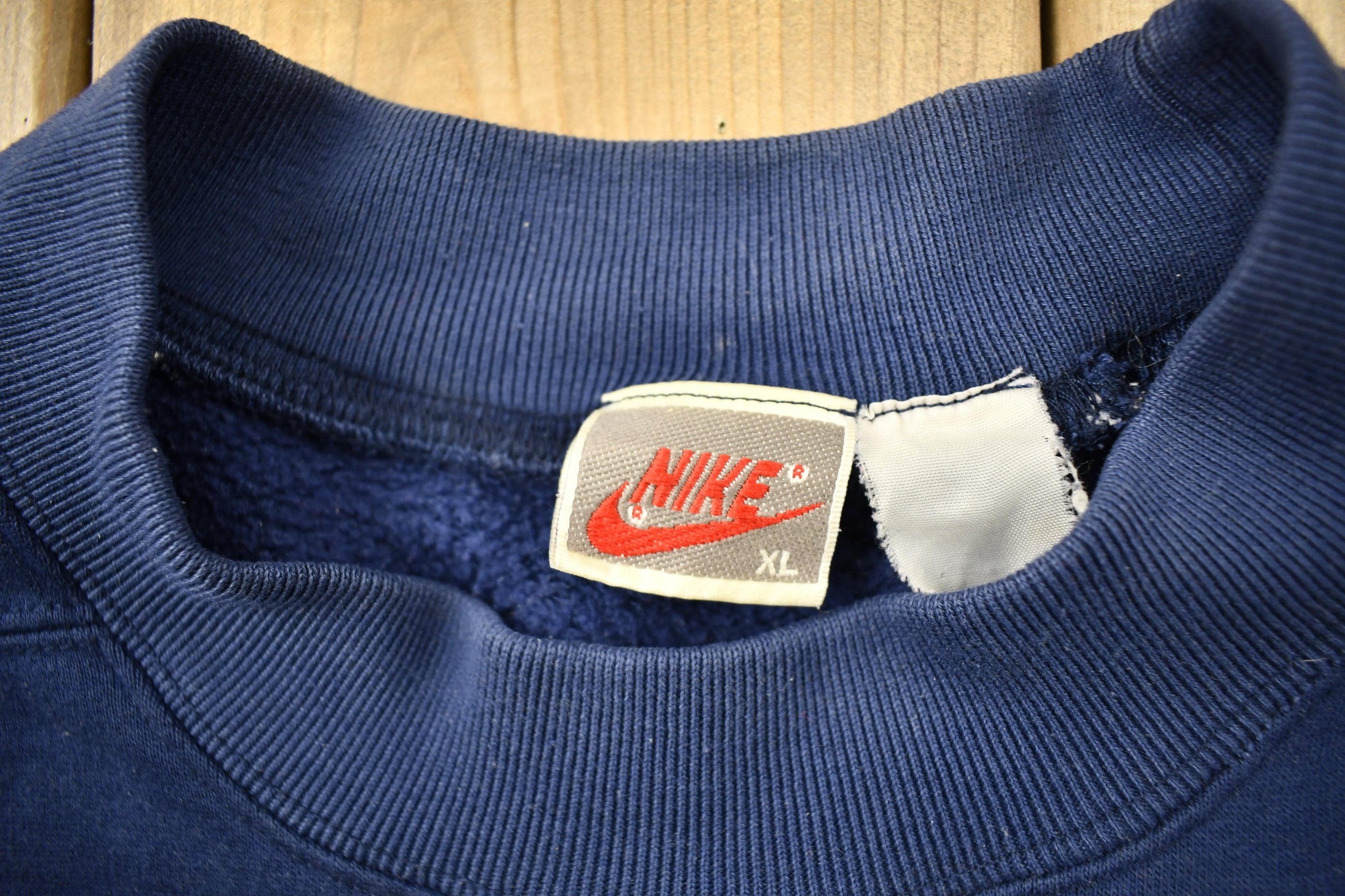 Vintage 1980s Nike Air Embroidered Crewneck Sweatshirt Men's XL - Image 4