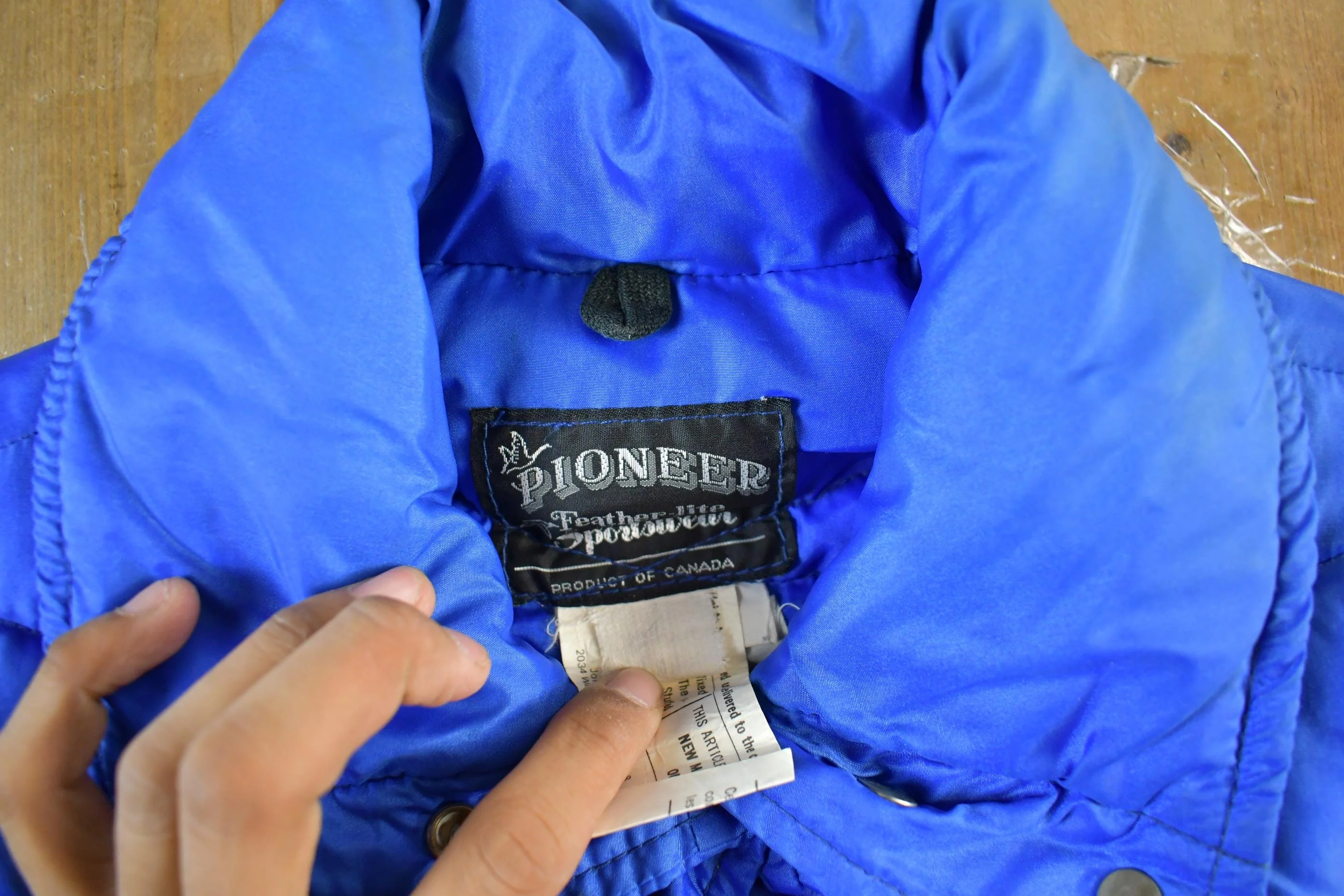 Vintage 1980s Pioneer Down Puffer Ski Vest Jacket Men's XS - Image 4