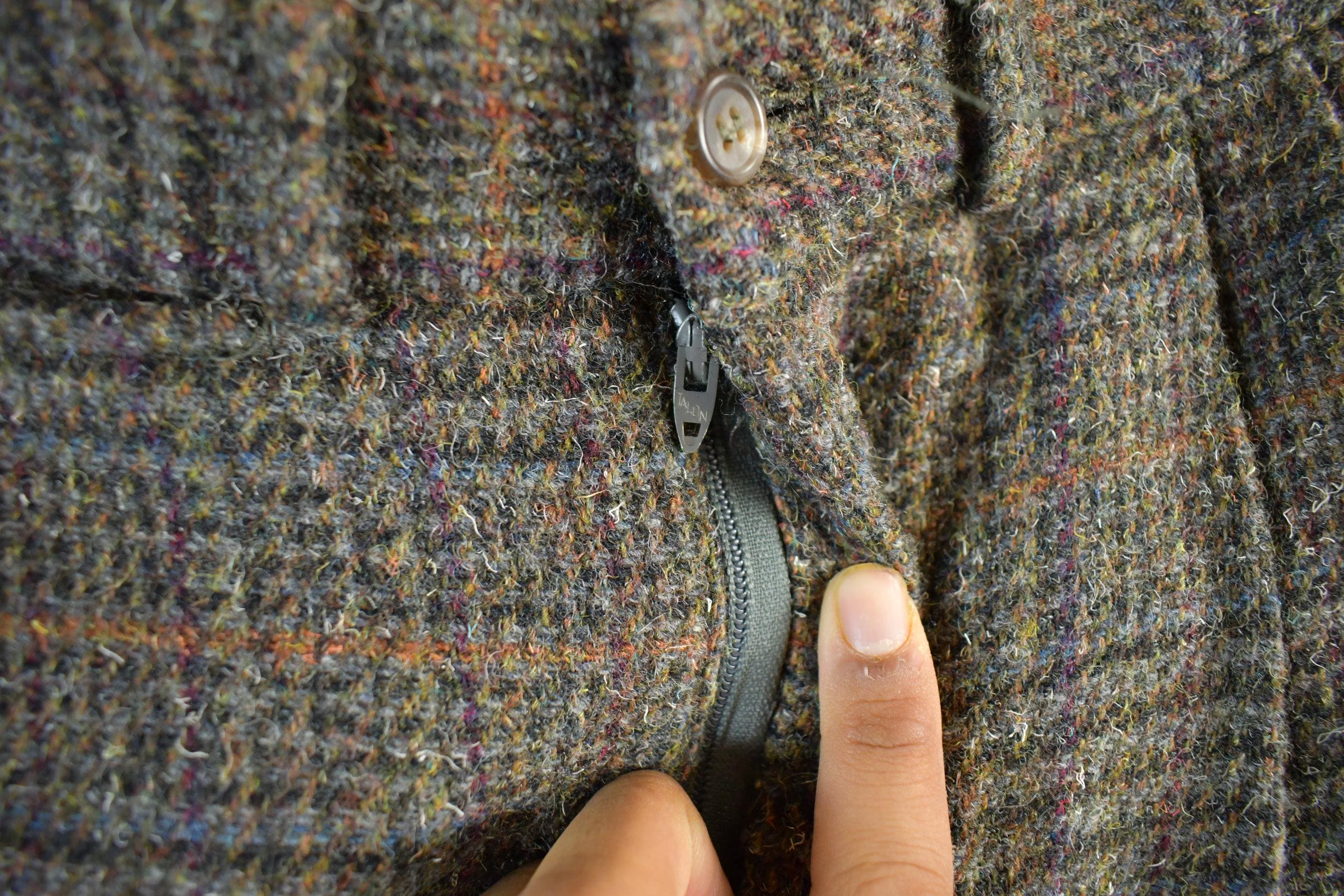 Vintage 1980's Polo Ralph Lauren Plaid Wool Trousers Women's Small 25 x 28 - Image 4