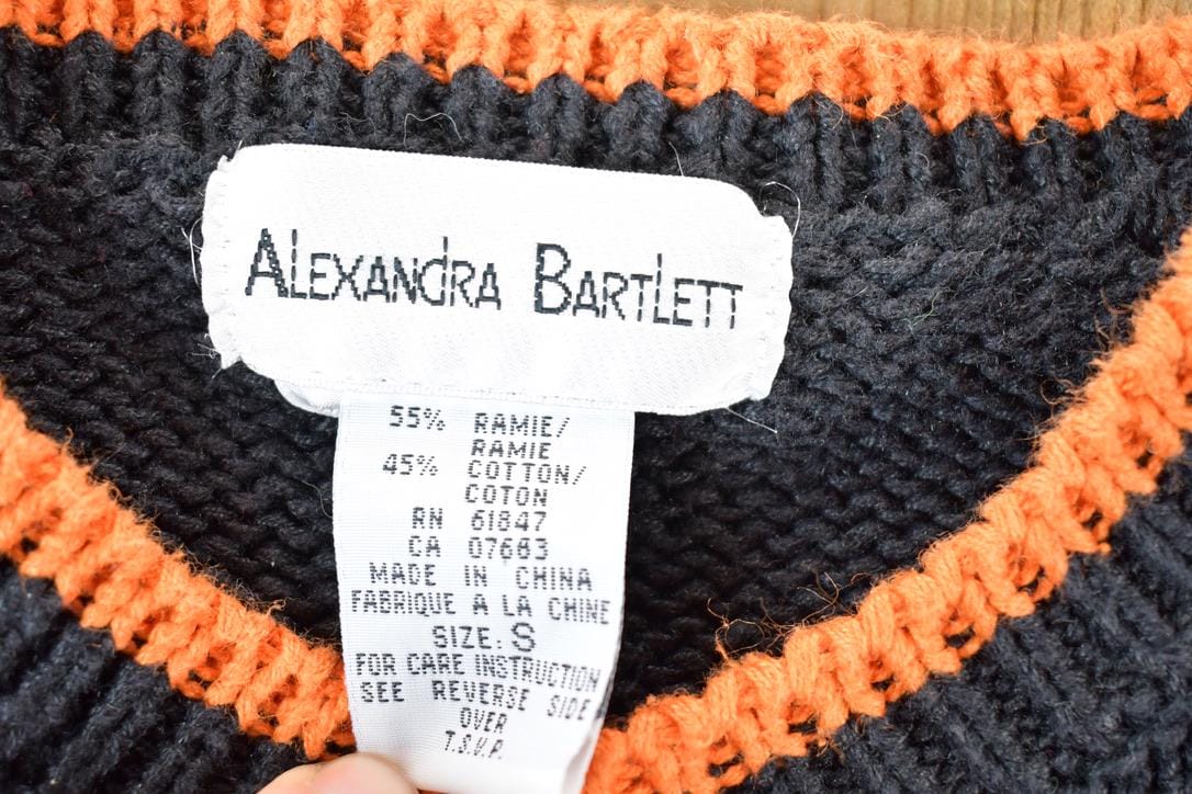 Vintage 1990s Alexandra Bartlett Halloween All Over Print Chunky Knit Abstract Pattern Cardigan Sweater Women's L - Image 5