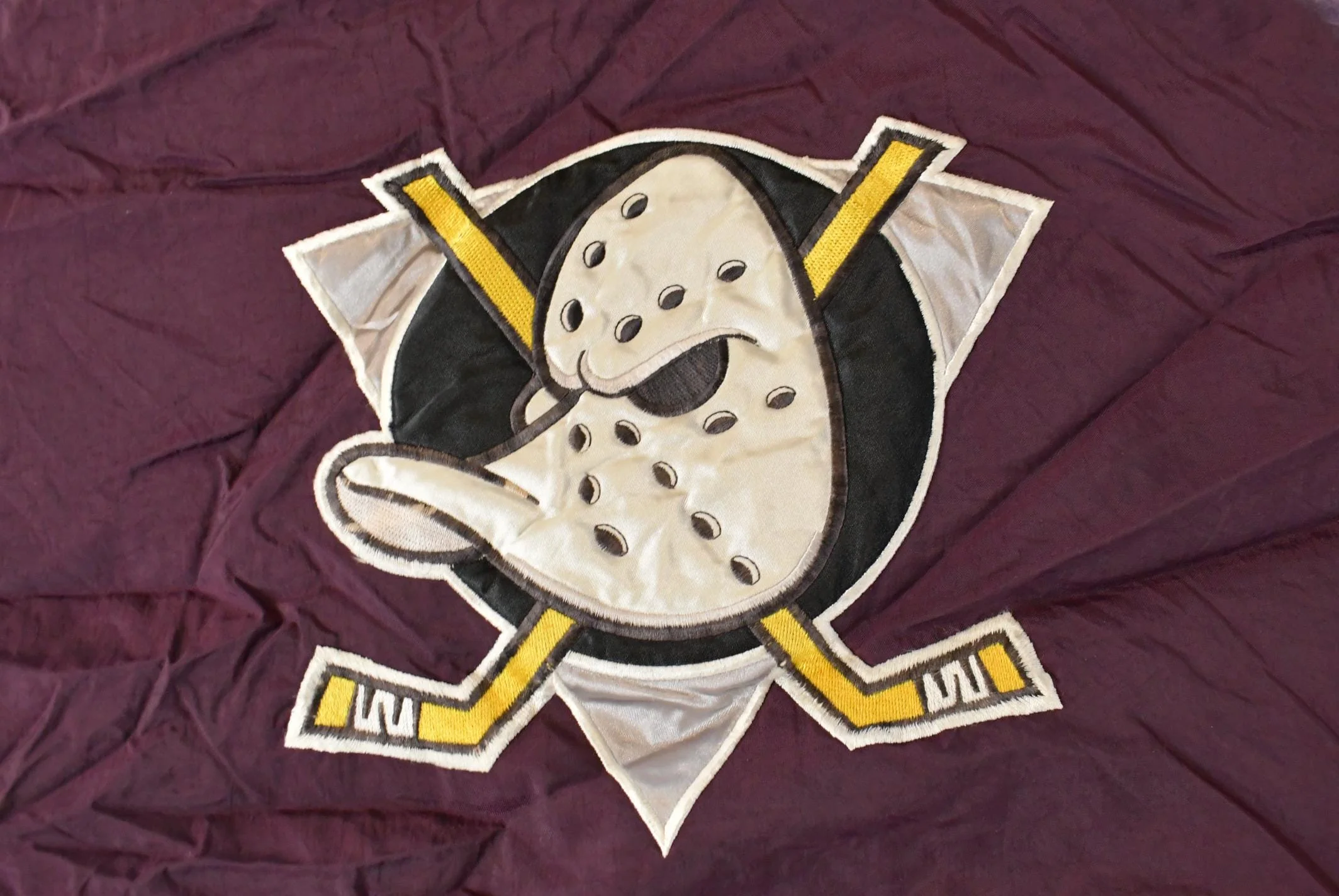 Vintage 1990s Anaheim Mighty Ducks NHL Starter Jacket Men's Large - Image 8