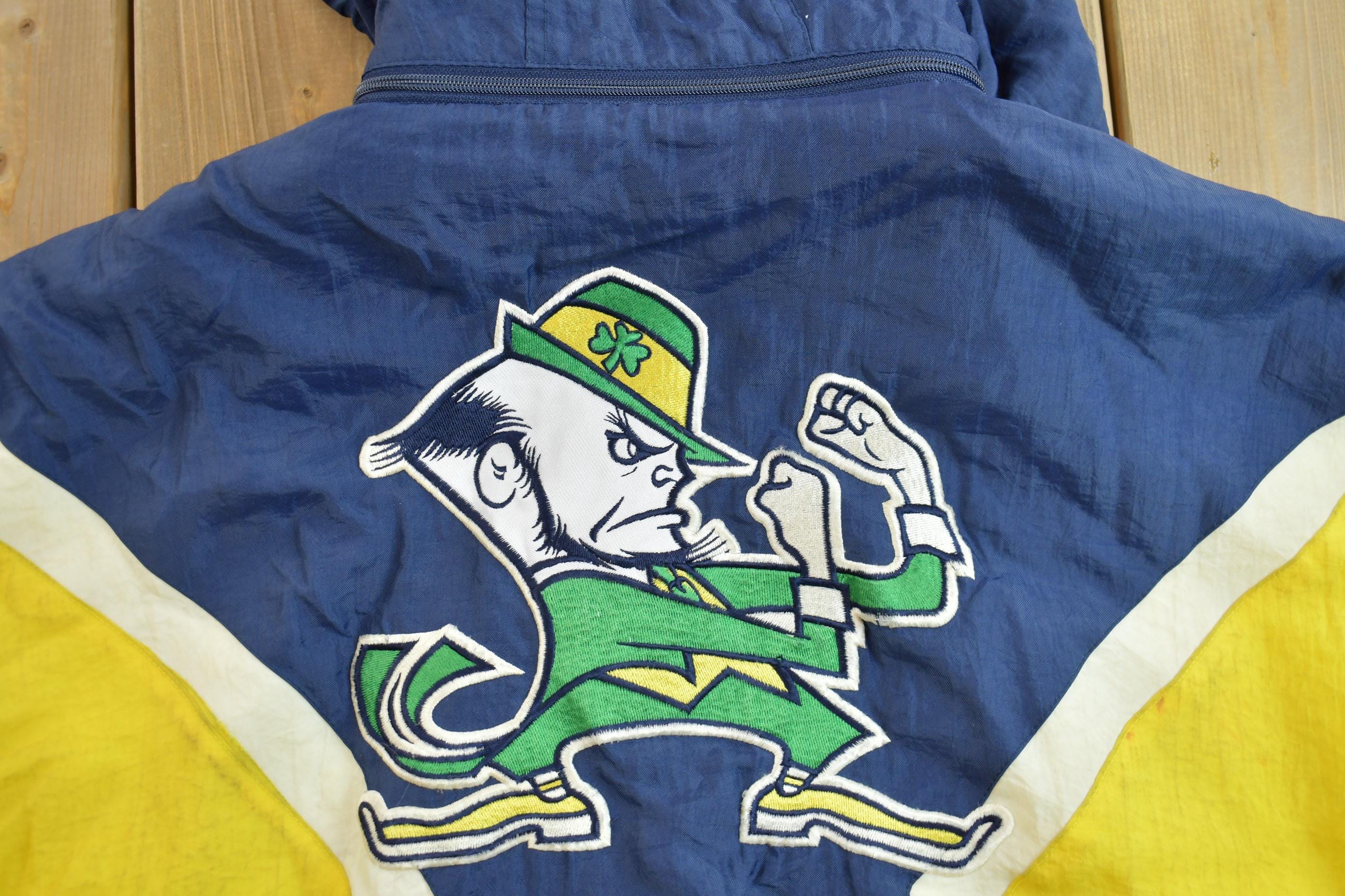 Vintage 1990s Apex One University of Notre Dame Fighting Irish Collegiate Puffer Jacket Men's Large - Image 7