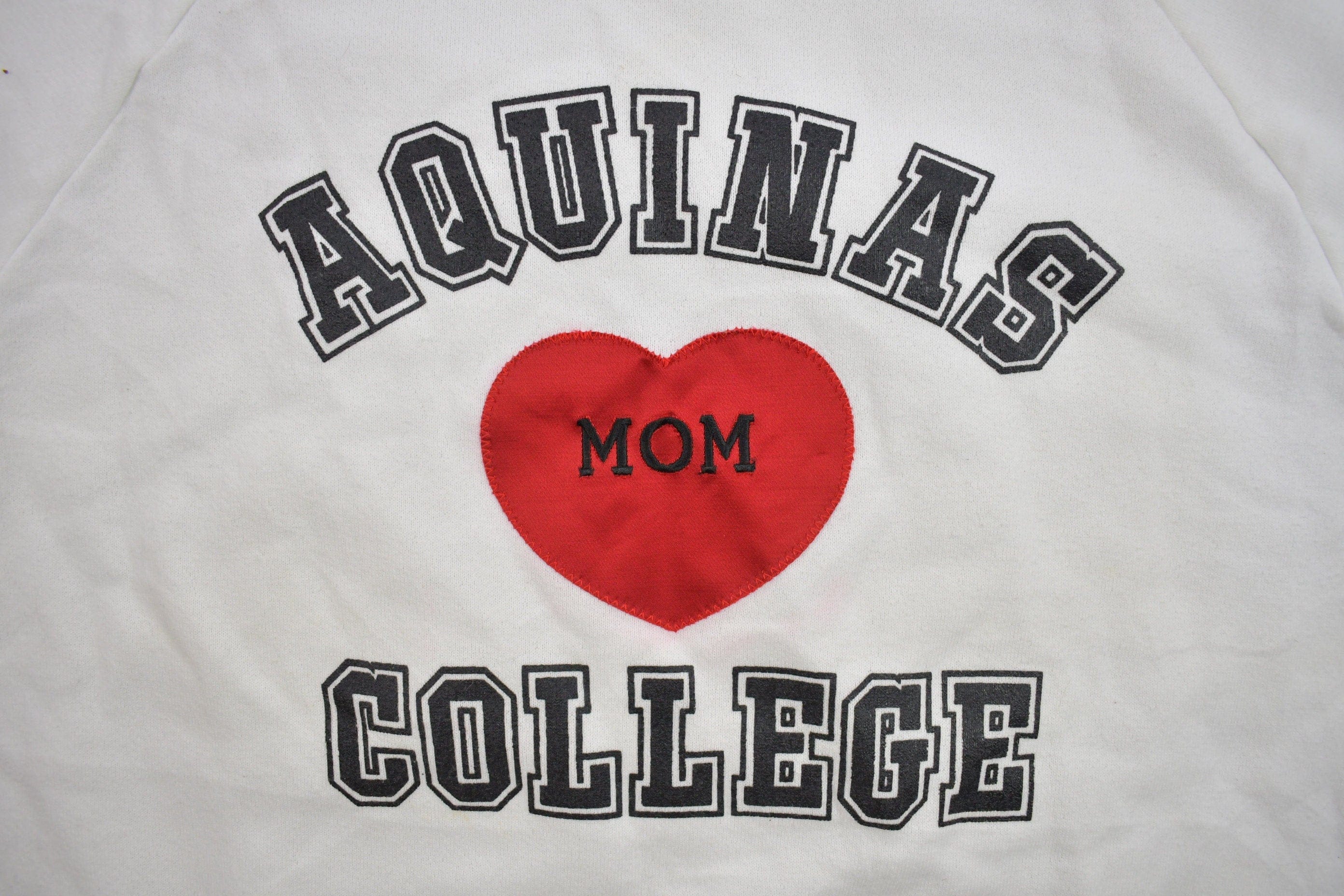 Vintage 1990s Aquinas College Collegiate Mom Crewneck Men's Medium - Image 3