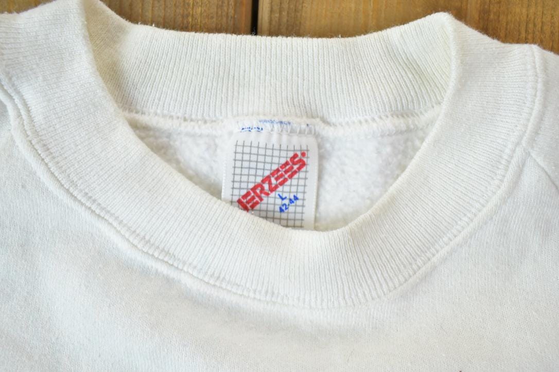 Vintage 1990s Beloit College Holstein Club Cow Collegiate Crewneck Men's Large - Image 3