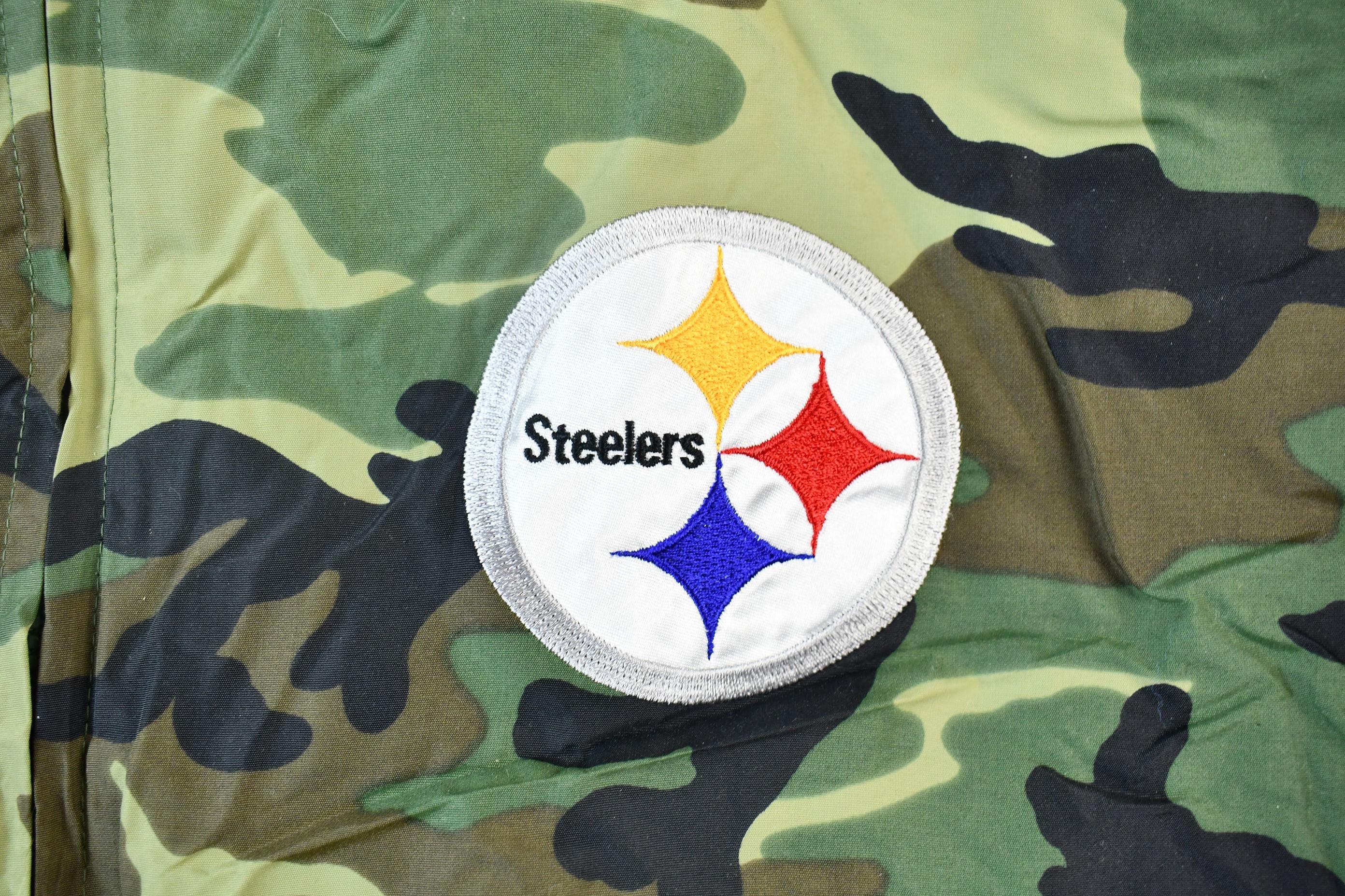 Vintage 1990s Camo Pittsburgh Steelers NFL Football Hooded Puffer Jacket Men's 3XL - Image 4