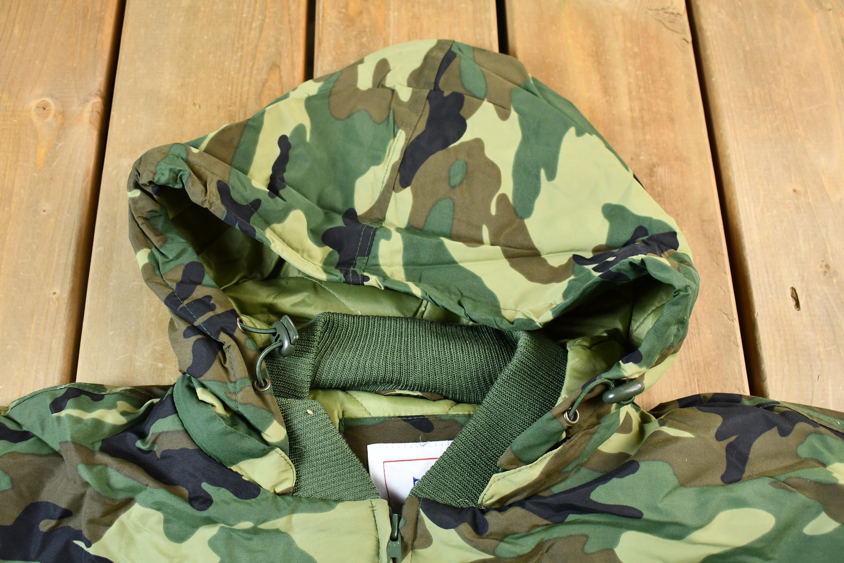 Vintage 1990s Camo Pittsburgh Steelers NFL Football Hooded Puffer Jacket Men's 3XL - Image 7