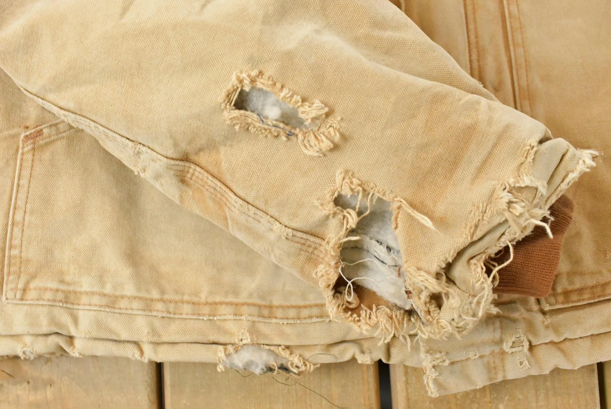 Vintage 1990s Carhartt Arctic Quilt Lined Distressed Jacket Men's XL - Image 5