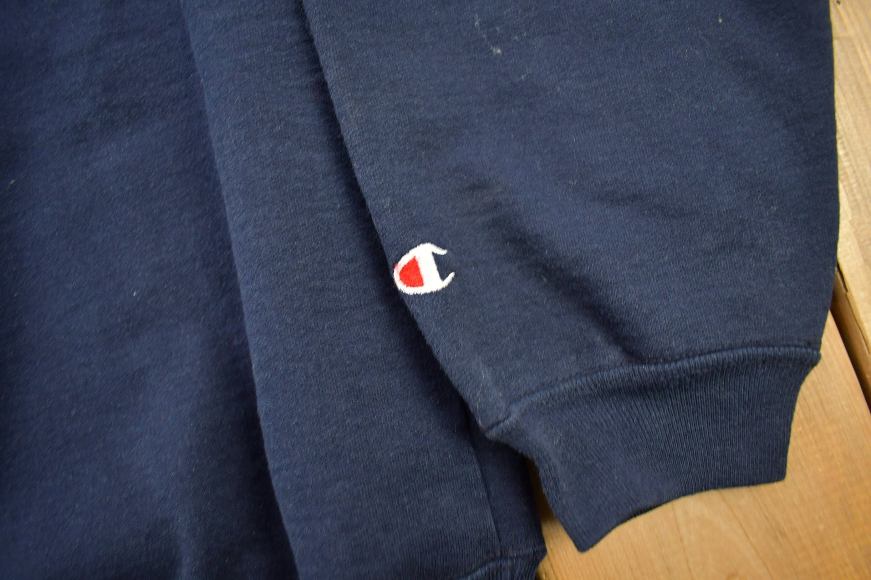 Vintage 1990s Champion Blank Navy Crewneck Sweatshirt Men's Large - Image 3