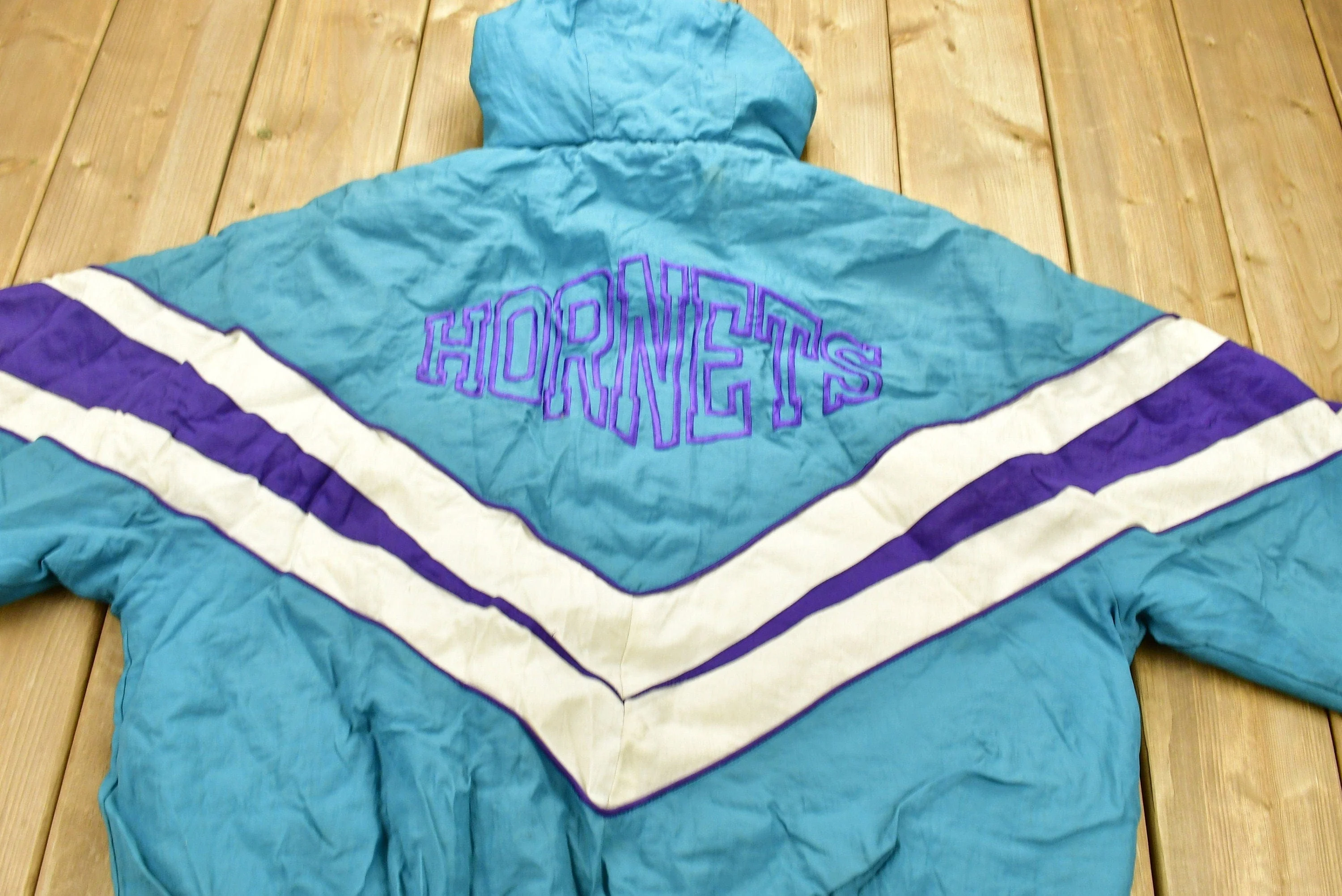 Vintage 1990s Charlotte Hornets NBA Distressed Anorak Puffer Jacket Men's XL - Image 3