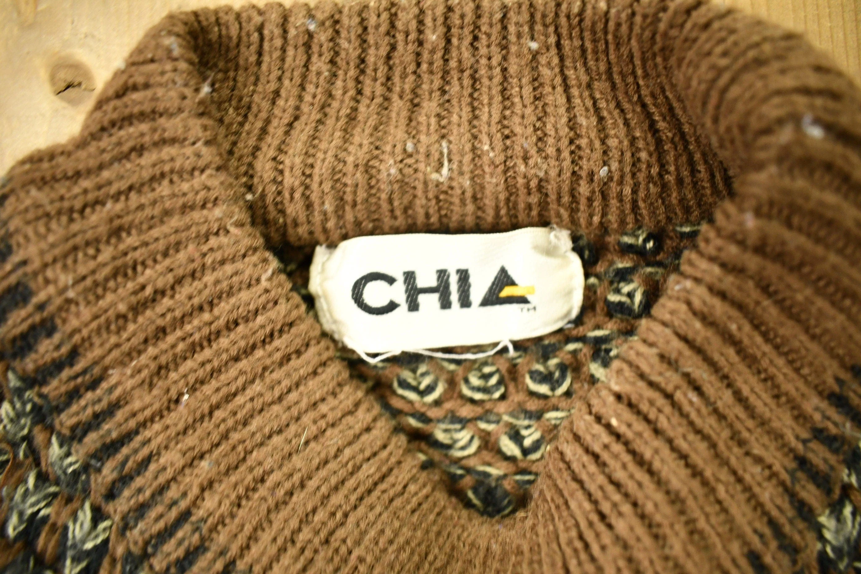 Vintage 1990s Chia Knitted Crewneck Sweater Men's Medium - Image 3