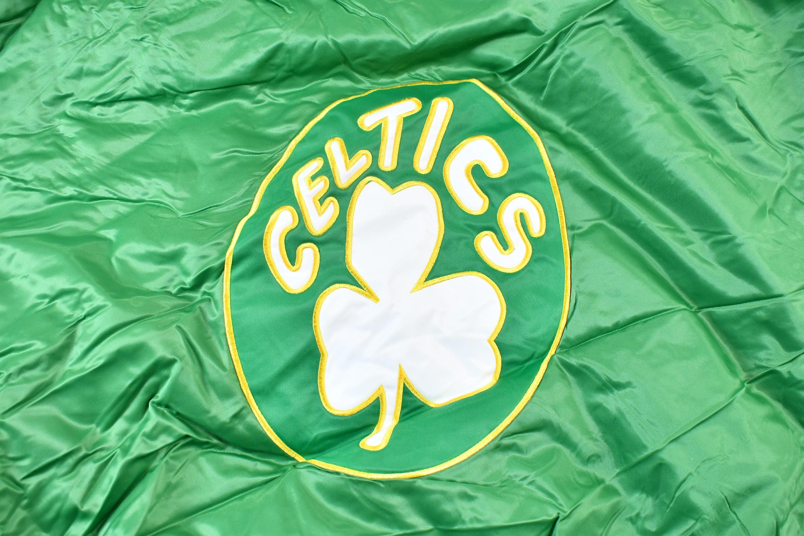 Vintage 1990s Hardwood Classics Boston Celtics NBA Basketball Embroidered Snap Button Satin Bomber Jacket Men's 3XL - Image 7