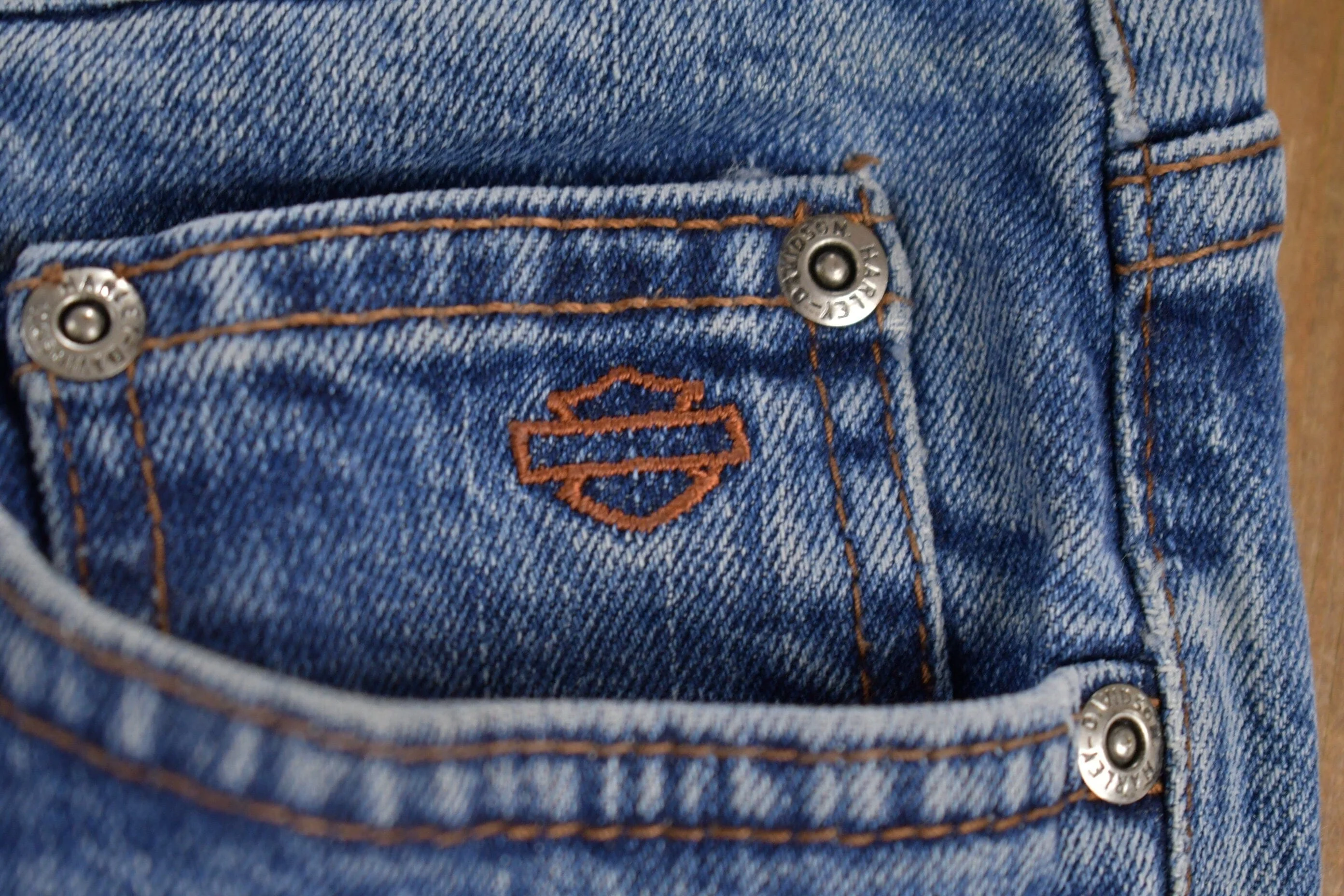 Vintage 1990s Harley Davidson Mid Wash Denim Jeans Men's 32 x 33 - Image 4