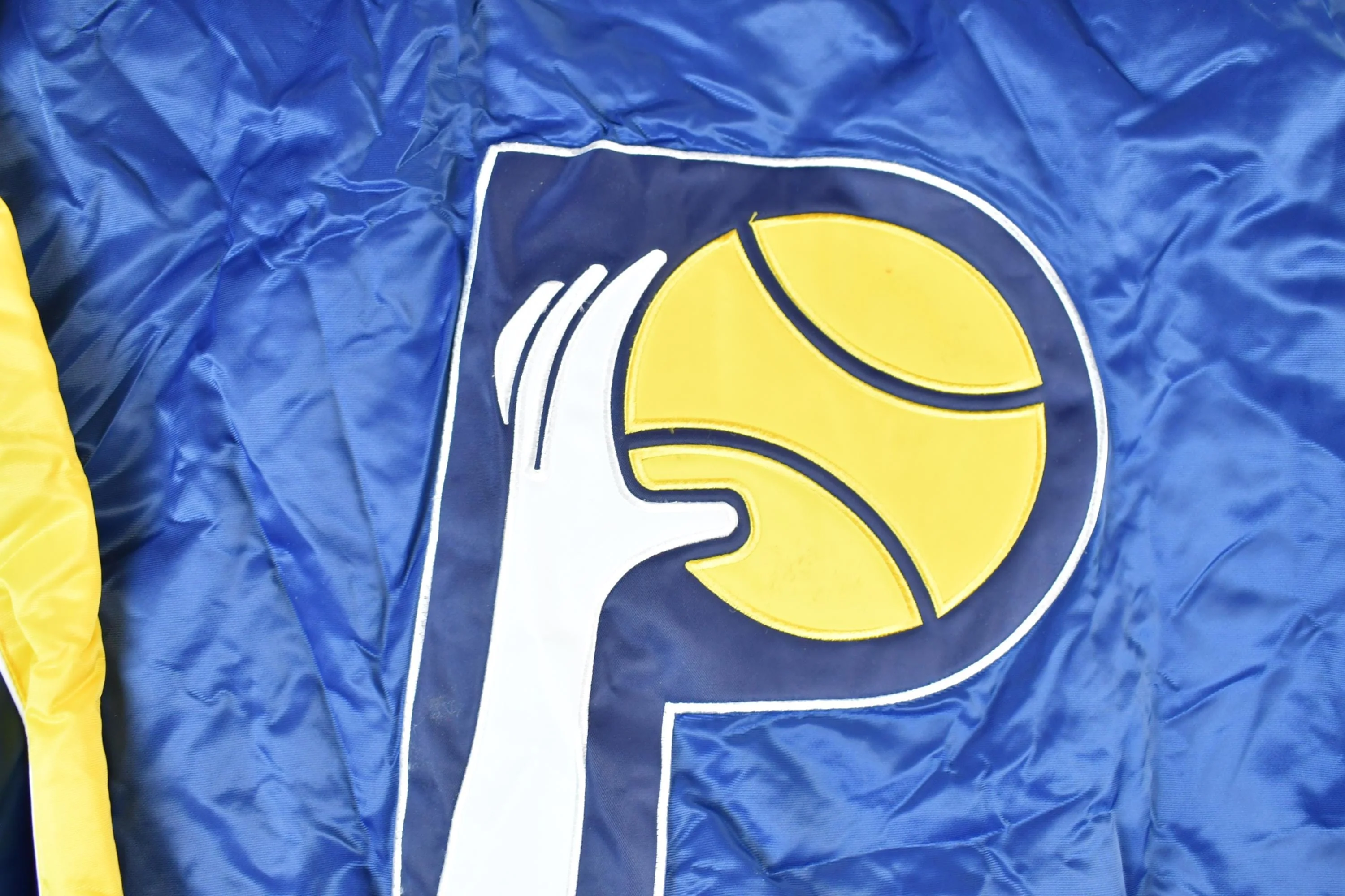 Vintage 1990s Indiana Pacers NBA Hardwood Classics Puffer Bomber Basketball Warm Up Jacket Men's 2XL - Image 6
