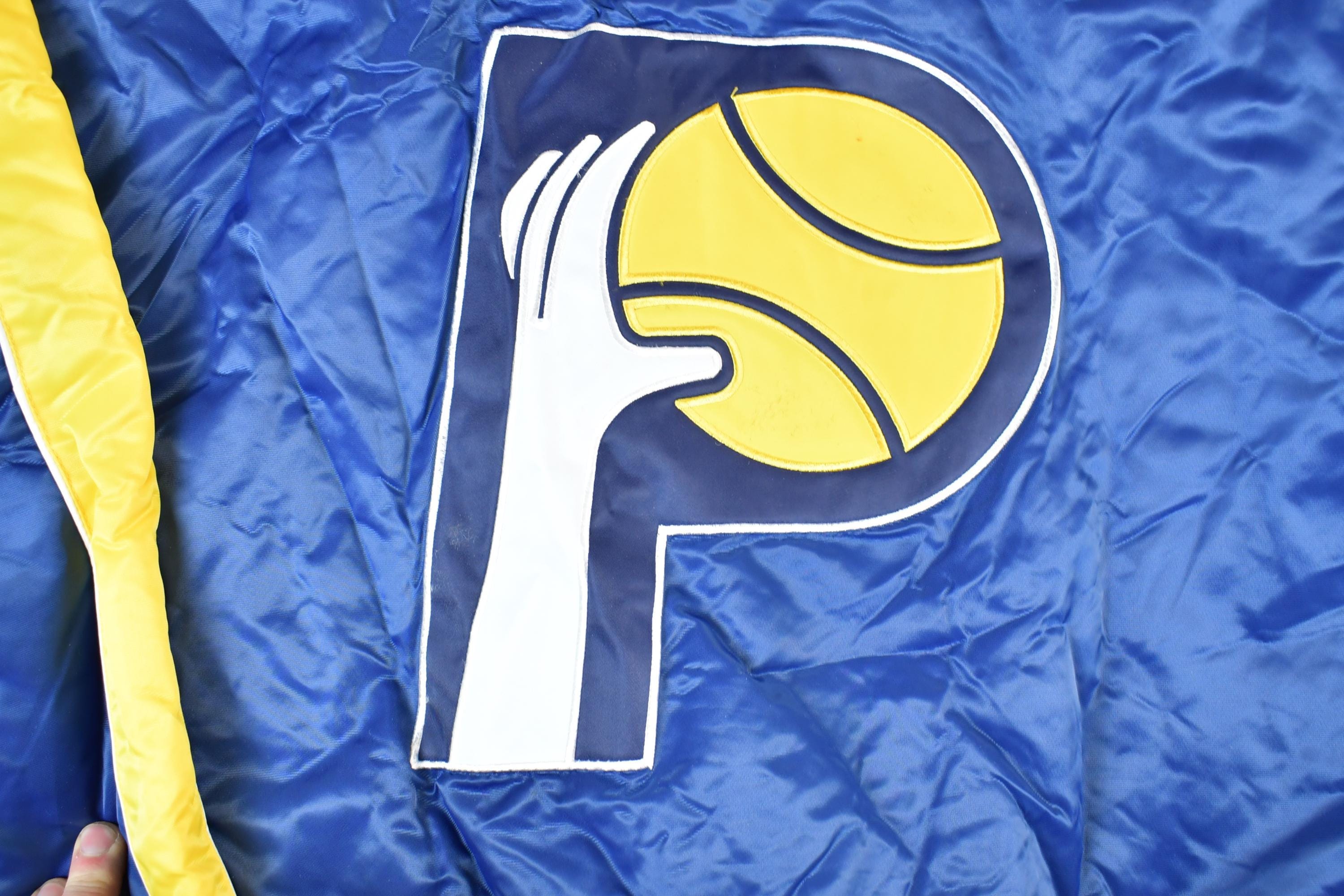 Vintage 1990s Indiana Pacers NBA Hardwood Classics Puffer Bomber Basketball Warm Up Jacket Men's 2XL - Image 7