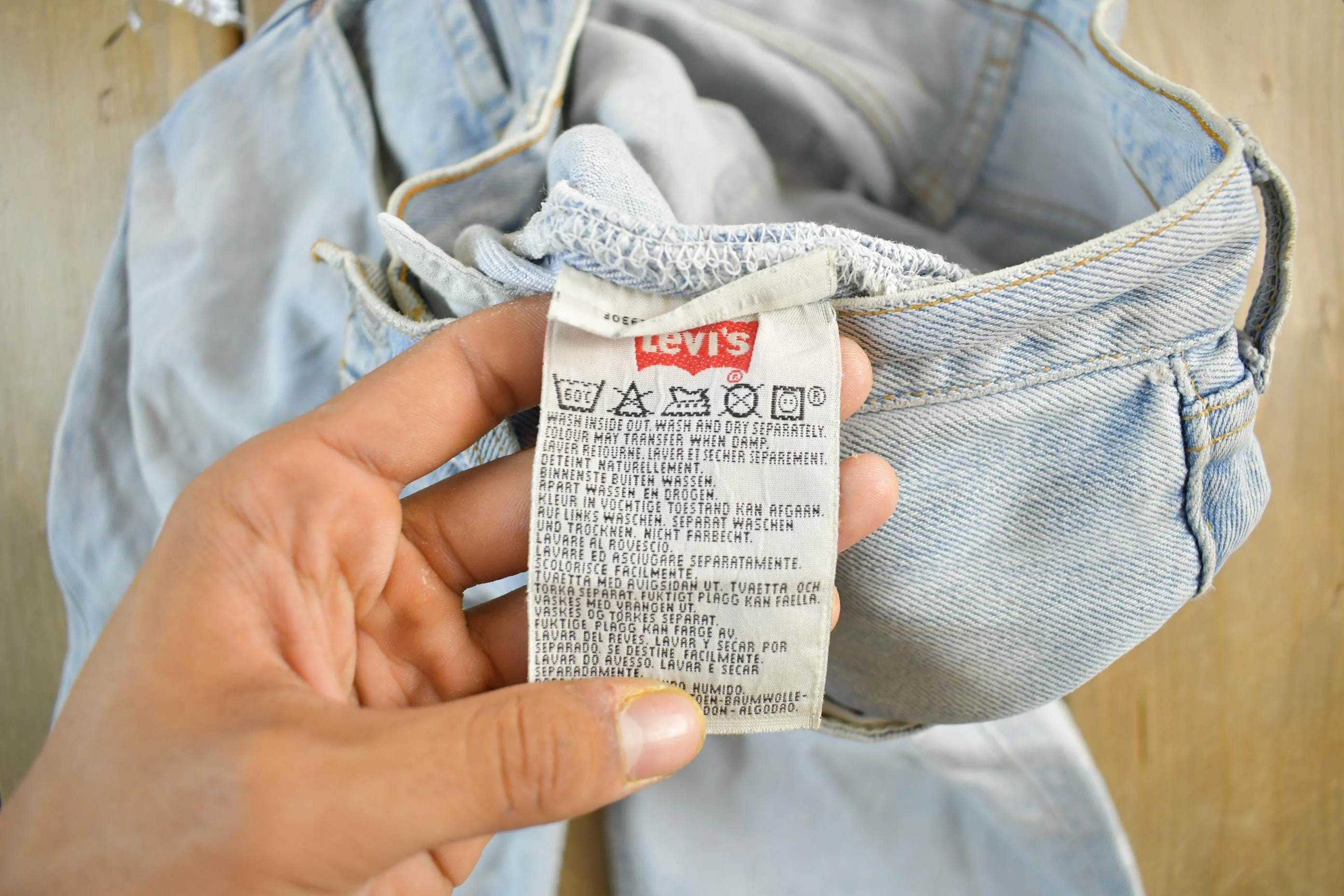 Vintage 1990s Levi's Distressed 501 Denim Jeans Men's 32 x 30 - Image 5