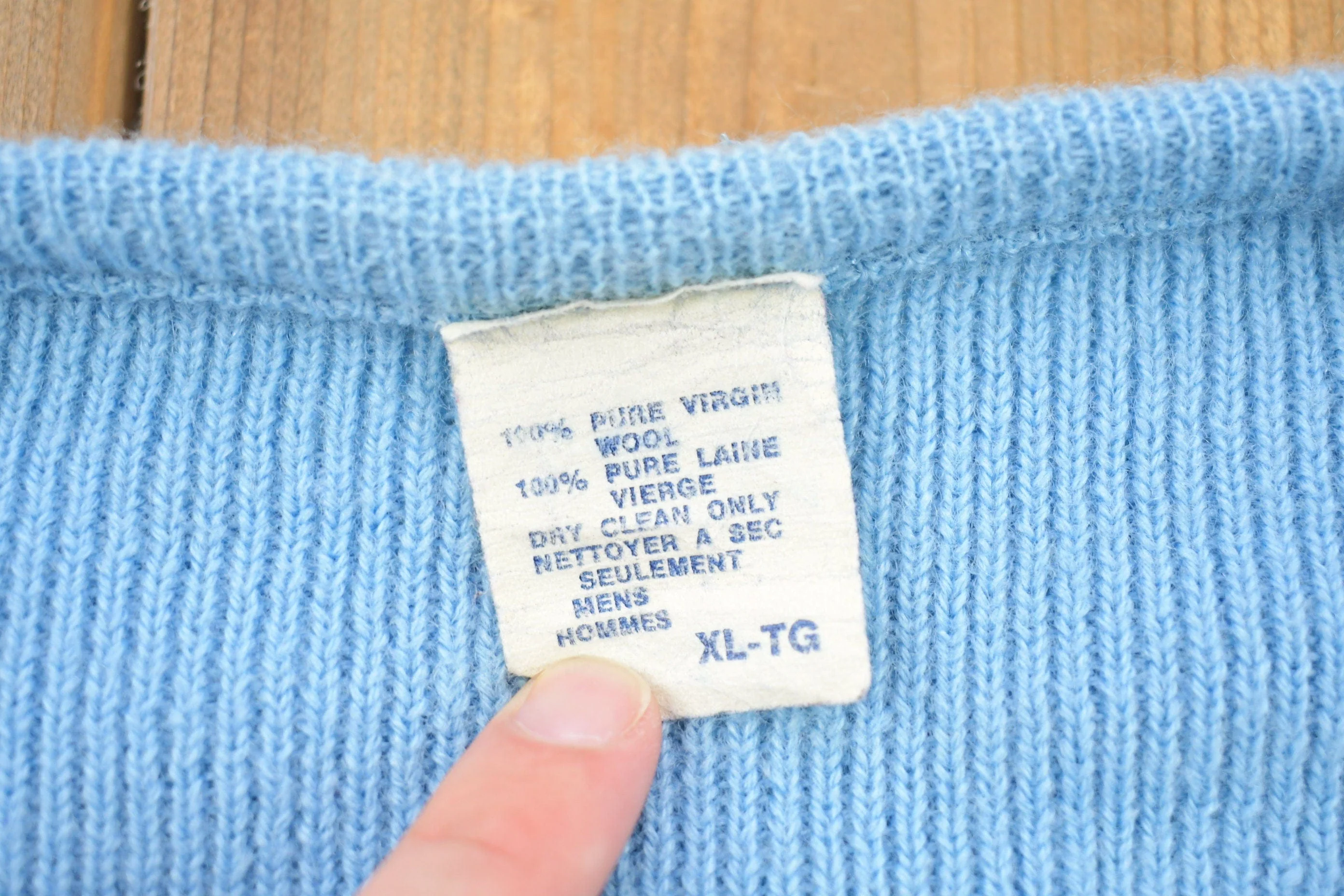 Vintage 1990s Light Blue 100% Wool Knit Sweater Men's XL - Image 4