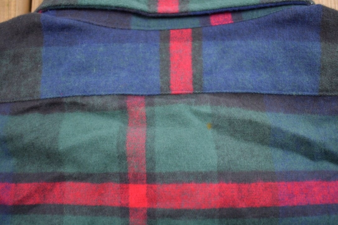 Vintage 1990s LL Bean Plaid Flannel Button Up Shirt - Image 6