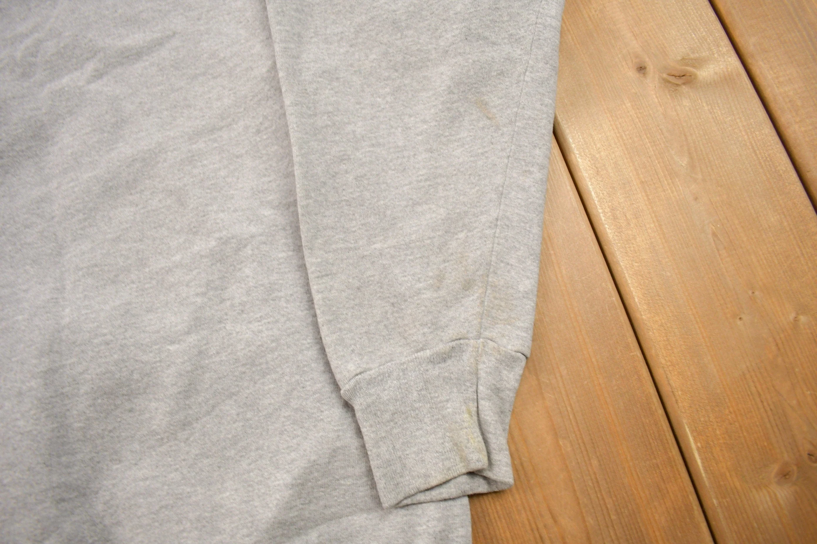 Vintage 1990s Martino Vikings Graphic Heavy Weight Hoodie Men's Small - Image 4