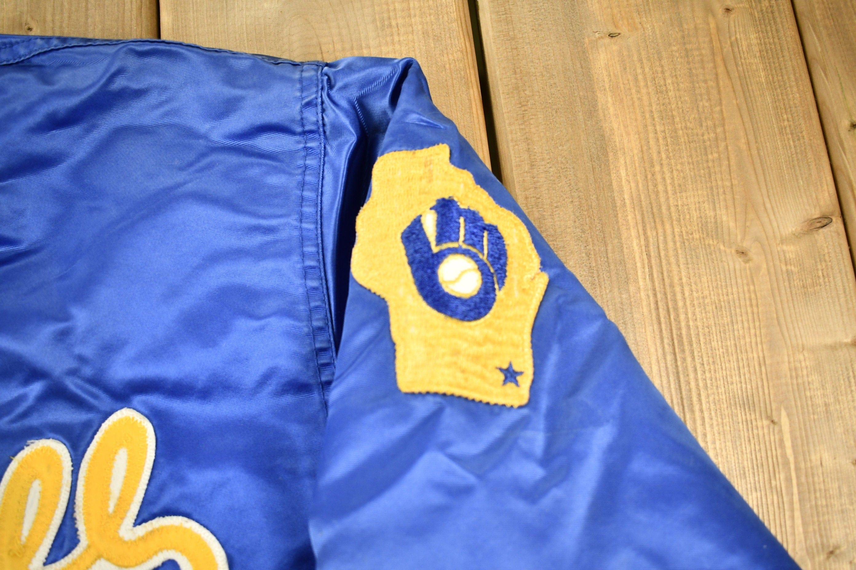 Vintage 1990s Milwaukee Brewers MLB Starter Diamond Collection Satin Bomber Jacket Men's Large - Image 5