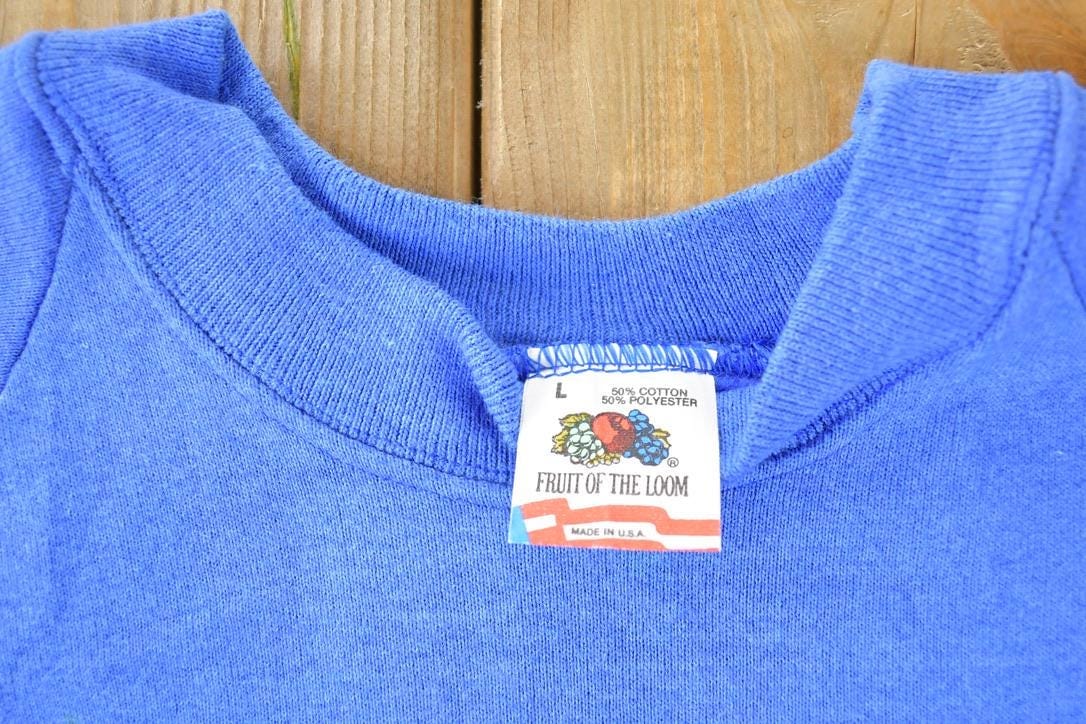 Vintage 1990s Milwaukee Wisconsin Souvenir Crewneck Sweatshirt Made In USA Men's Large - Image 3