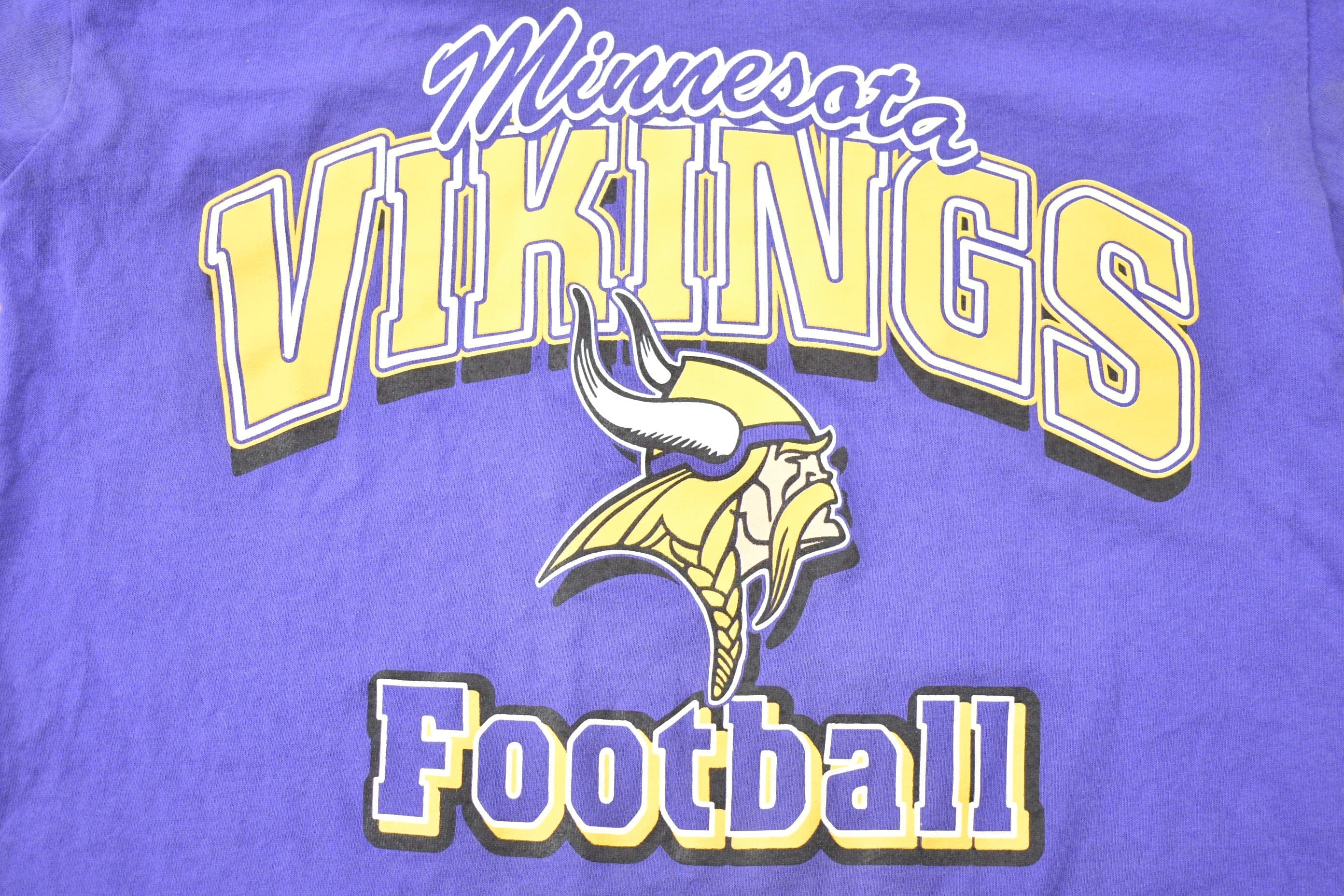 Vintage 1990s Minnesota Vikings V Neck Ringer NFL Graphic T-Shirt Youth Large - Image 3