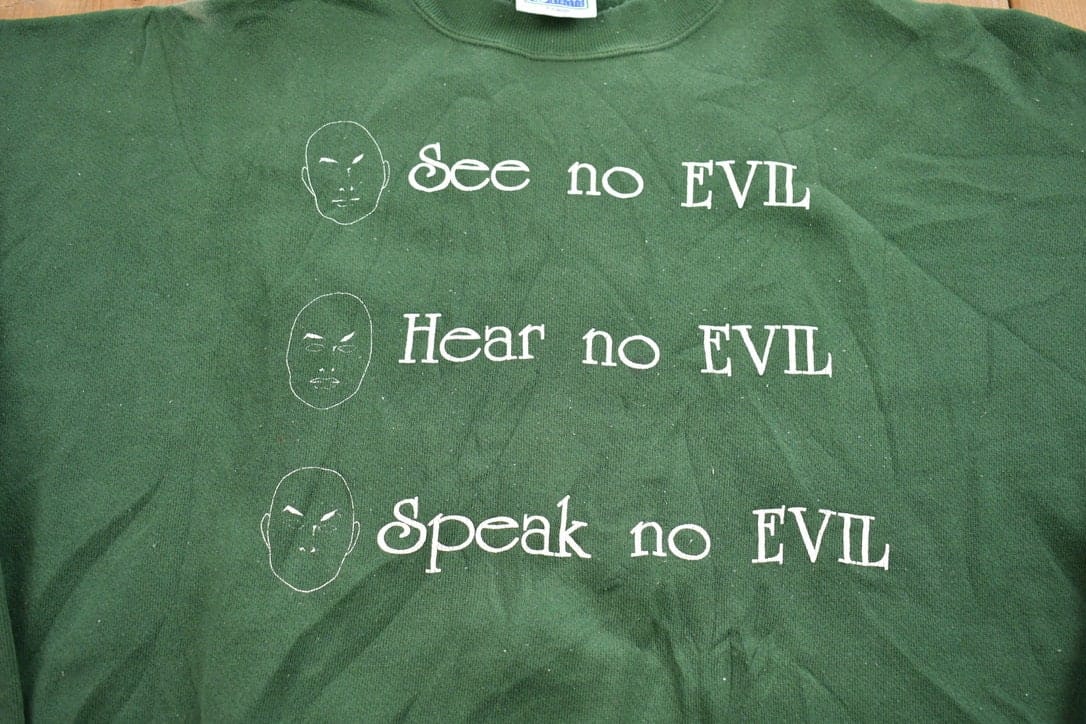Vintage 1990s MMC 3rd McAuley Chicago Crewneck Sweatshirt Men's MMen's Medium - Image 4