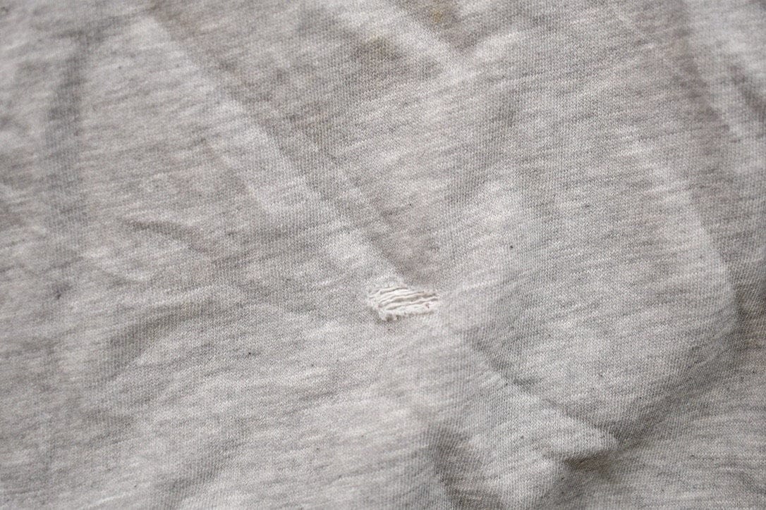 Vintage 1990s Nike Embroidered Mini Swoosh Crewneck Sweatshirt Men's XL - Image 4