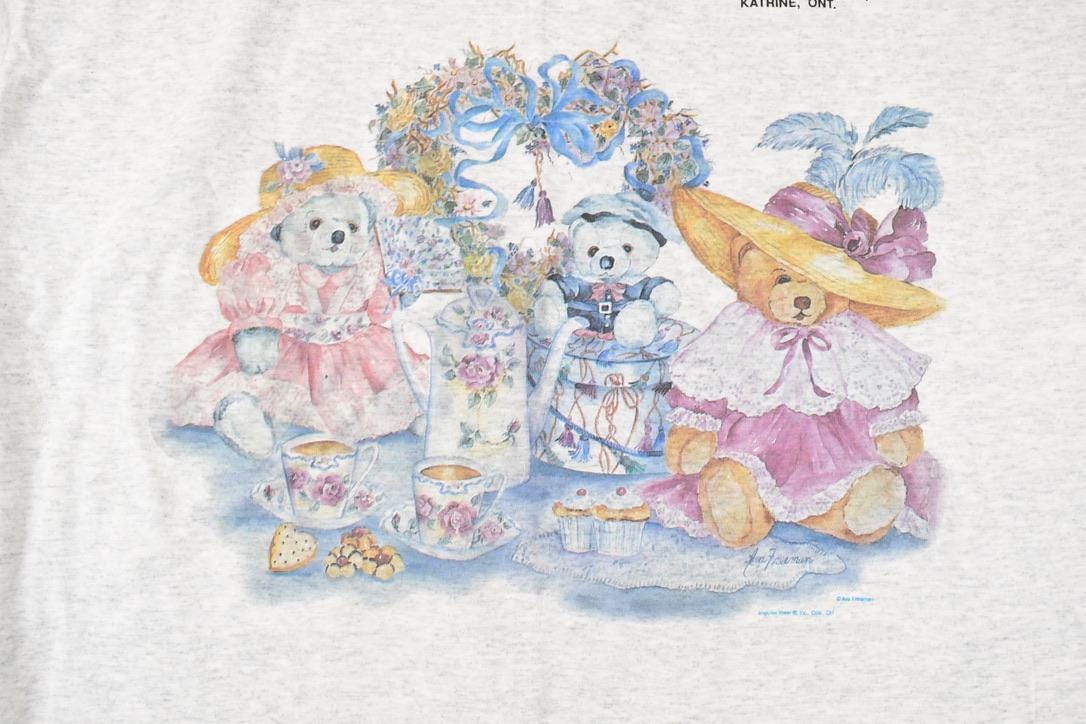 Vintage 1990s Old Mill Camp Cute Stuffed Bunnies Souvenir Travel T-Shirt Women's XL - Image 3