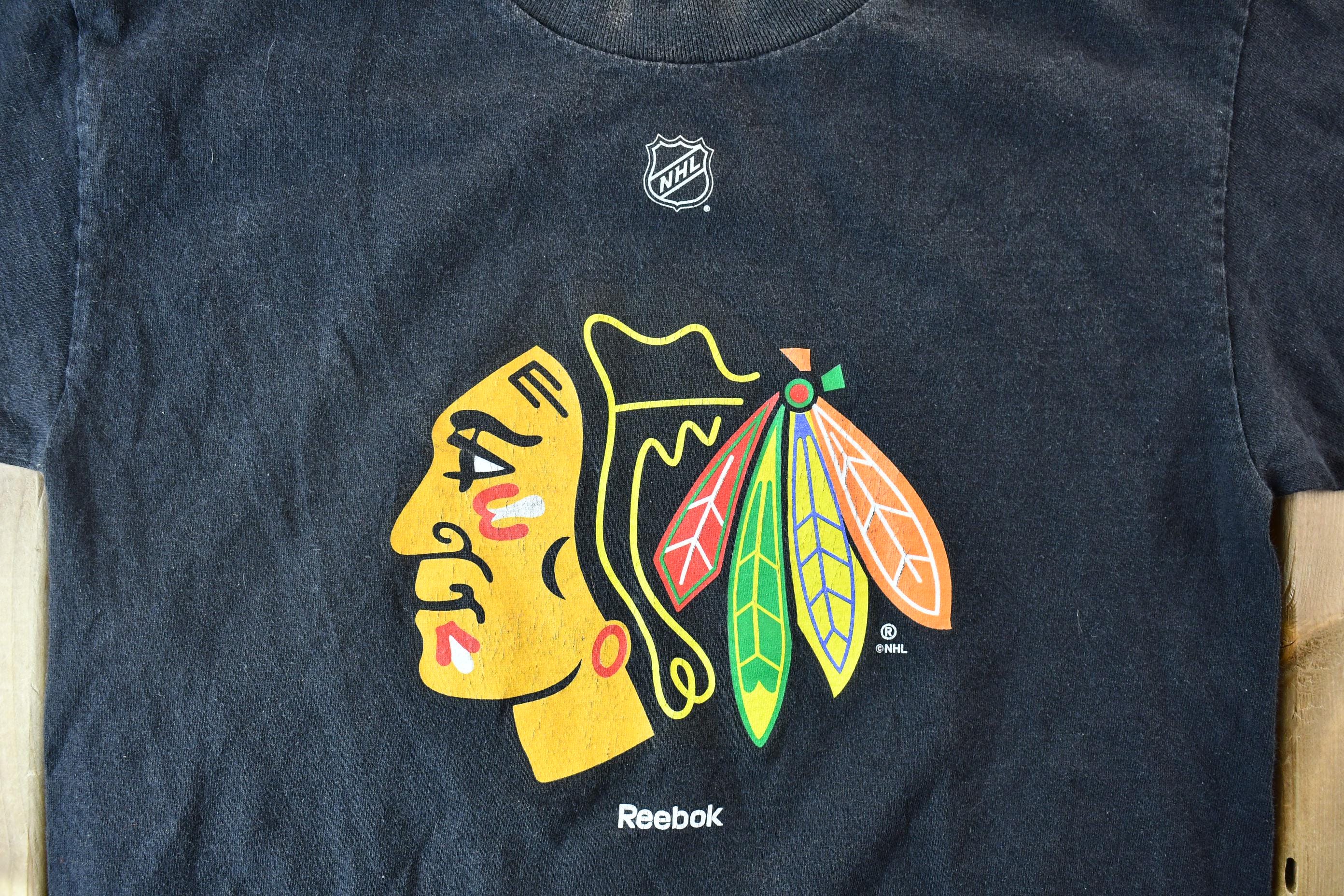 Vintage 1990s Reebok Chicago Blackhawks NHL Hockey Logo Graphic T-Shirt Youth M - Image 3