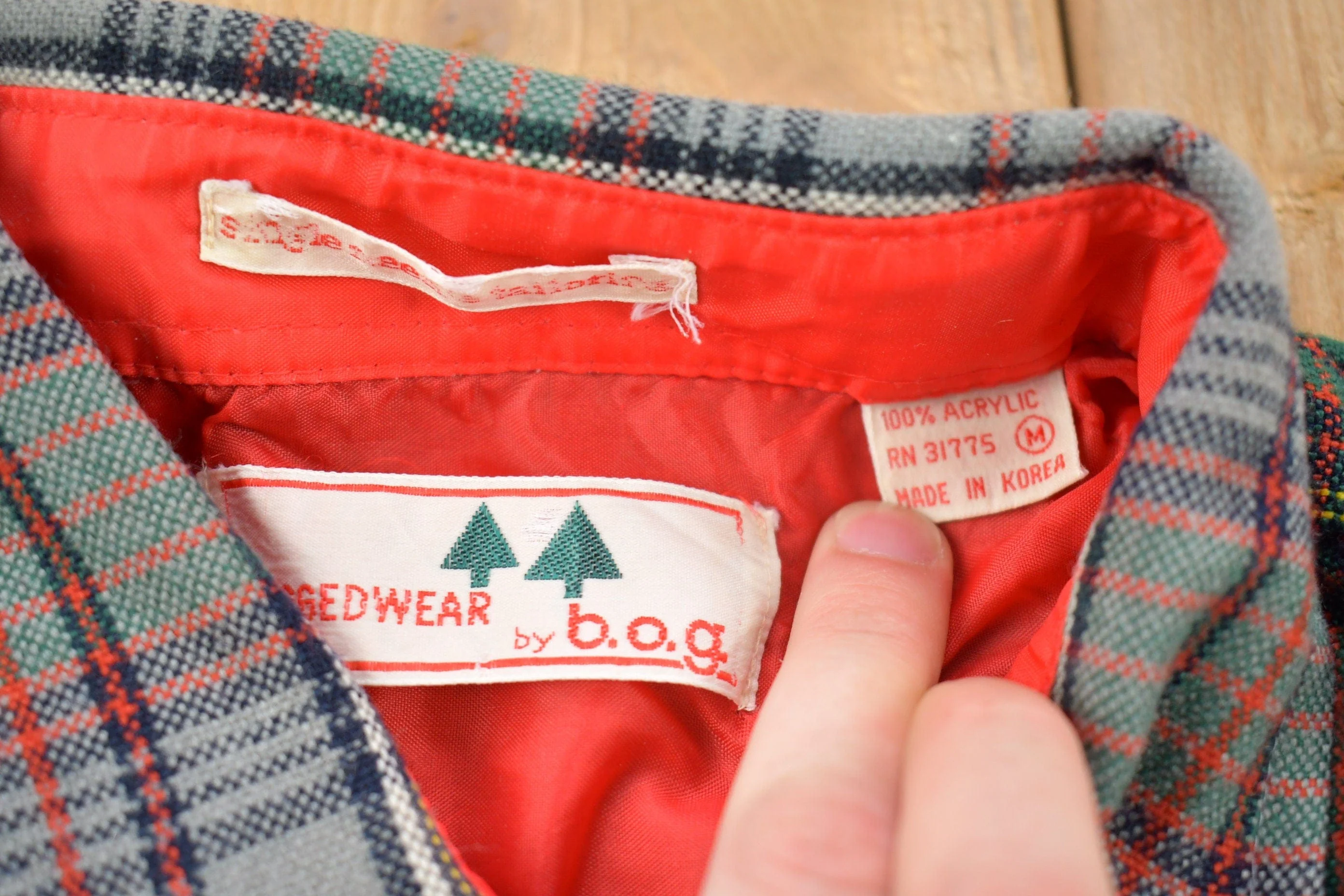Vintage 1990s Ruggedwear By B.O.G. Plaid Flannel Button Up Shirt Men's M - Image 3