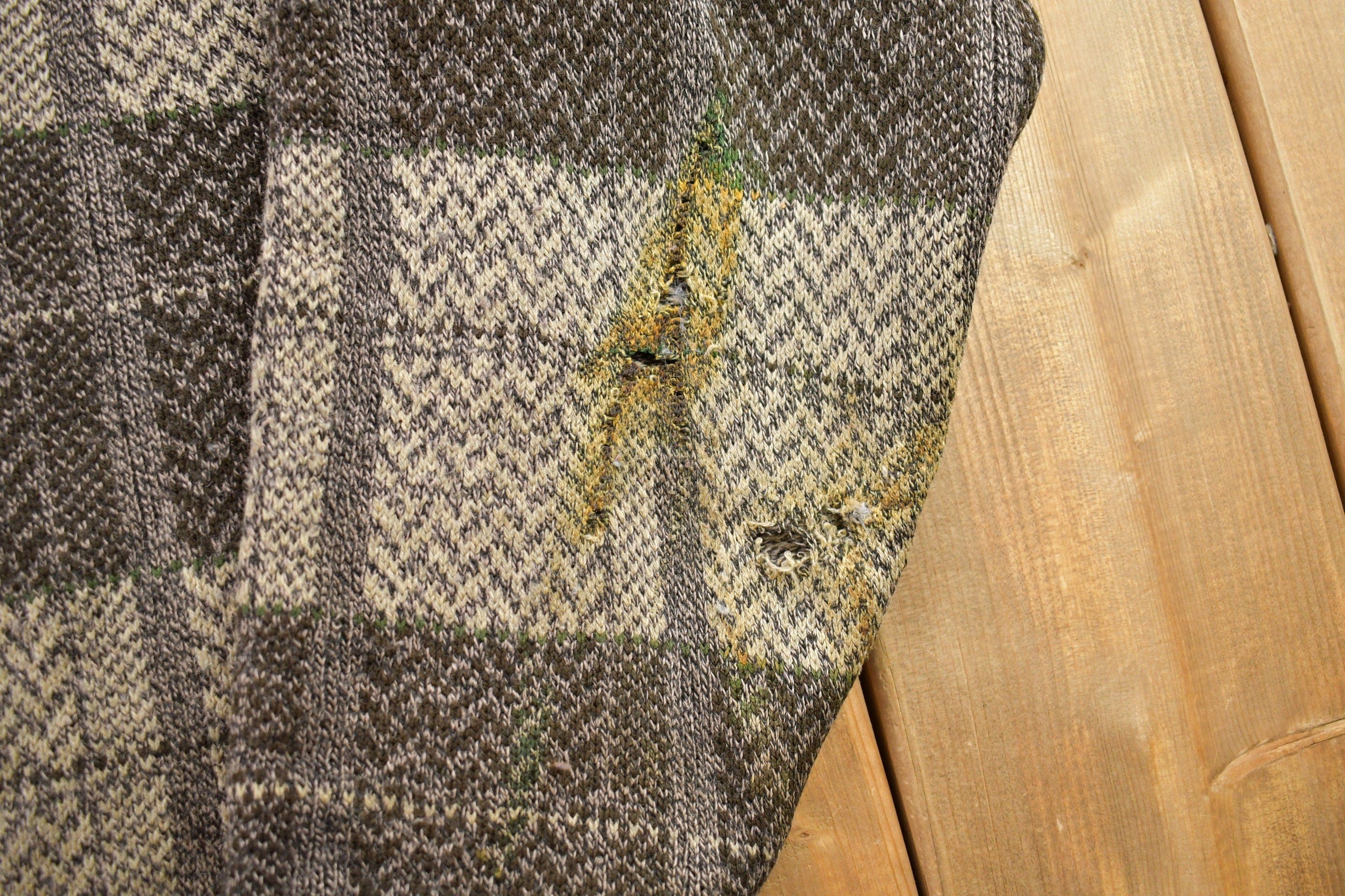 Vintage 1990s Town Craft Knitted Plaid Cardigan Sweater Men's Medium - Image 4