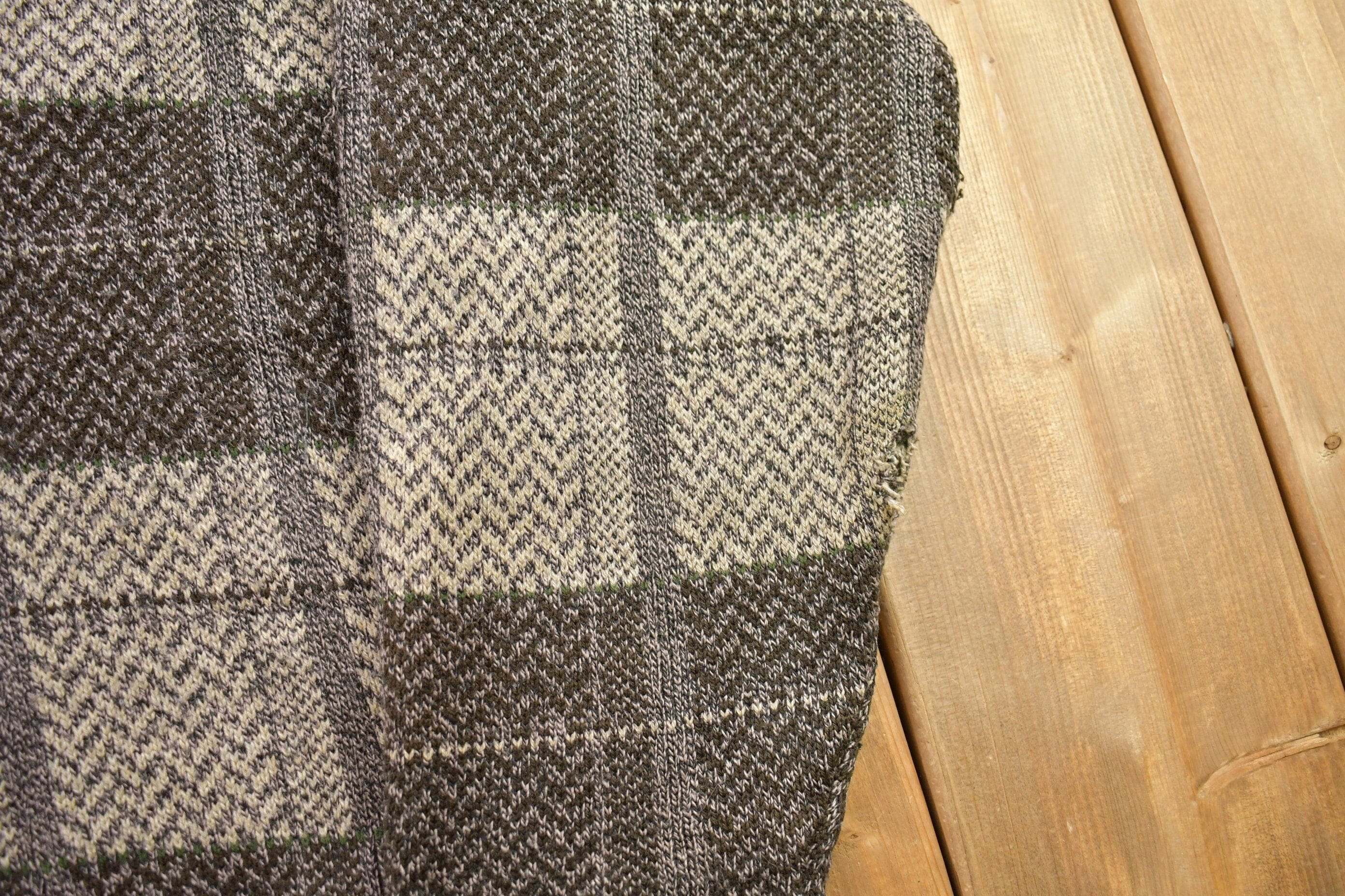 Vintage 1990s Town Craft Knitted Plaid Cardigan Sweater Men's Medium - Image 7
