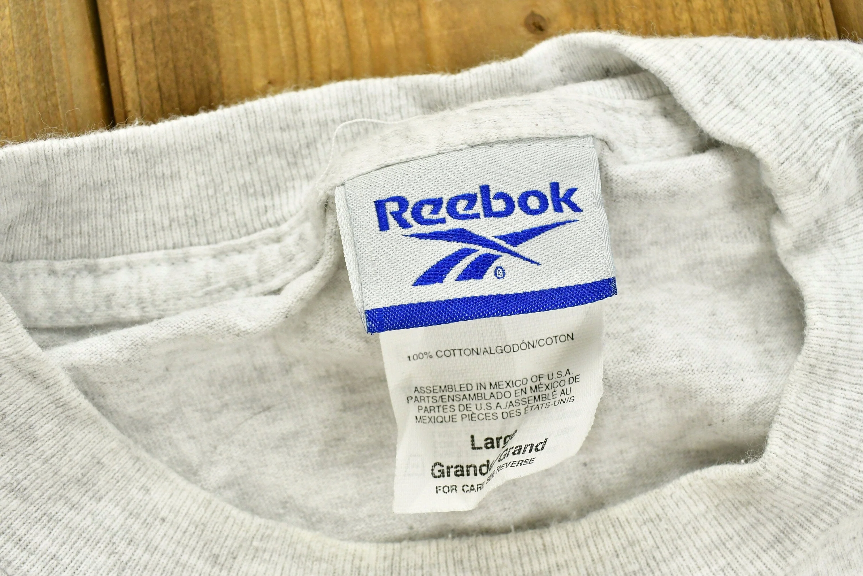 Vintage 1990s Tri State Basketball Reebok T-Shirt Men's Medium - Image 5
