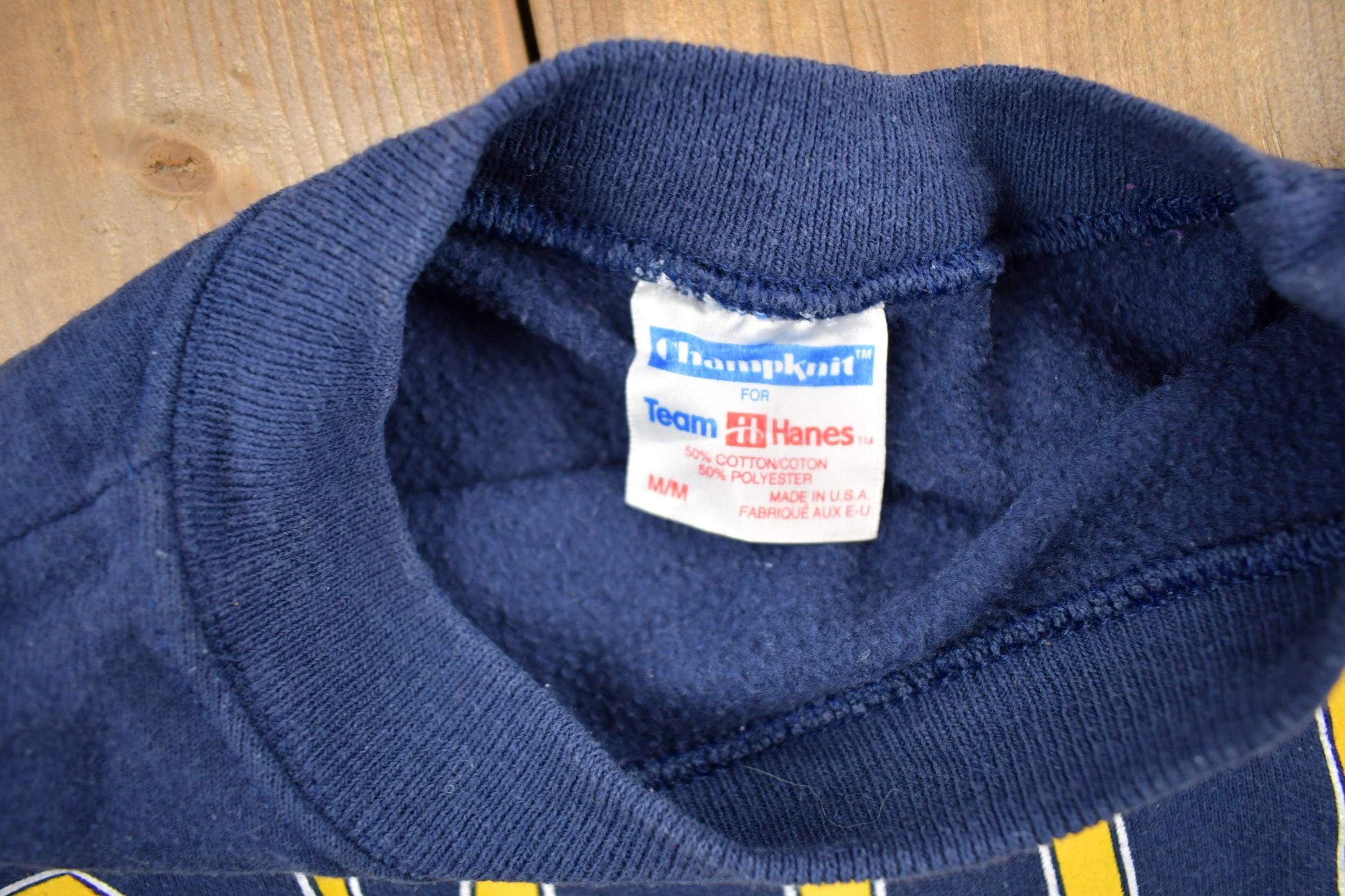 Vintage 1990s University Of Notre Dame Fighting Irish Collegiate Crewneck Men's S - Image 4